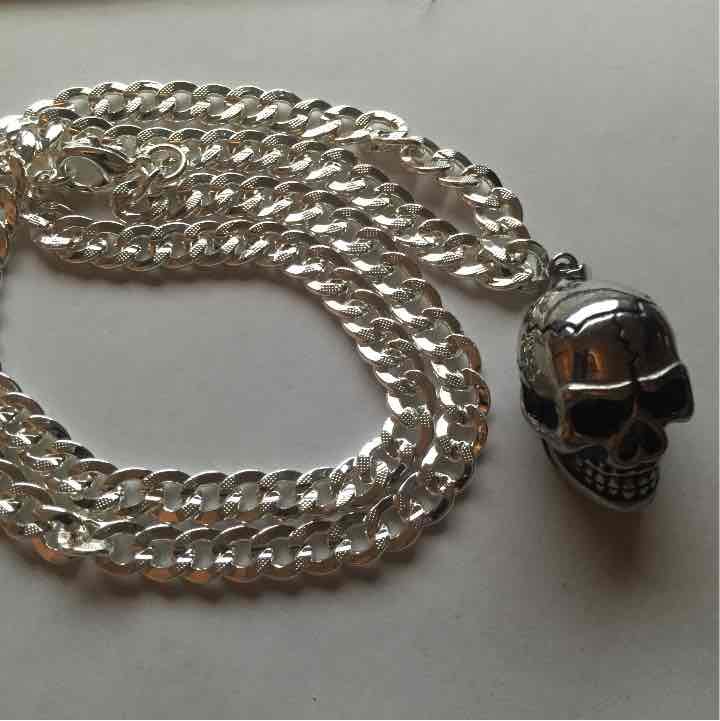 14K White Gold Skull Necklace Pendant