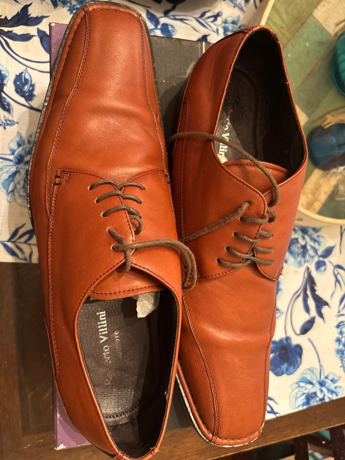 Vero Cuoio men’s brown leather dress shoes, size 12