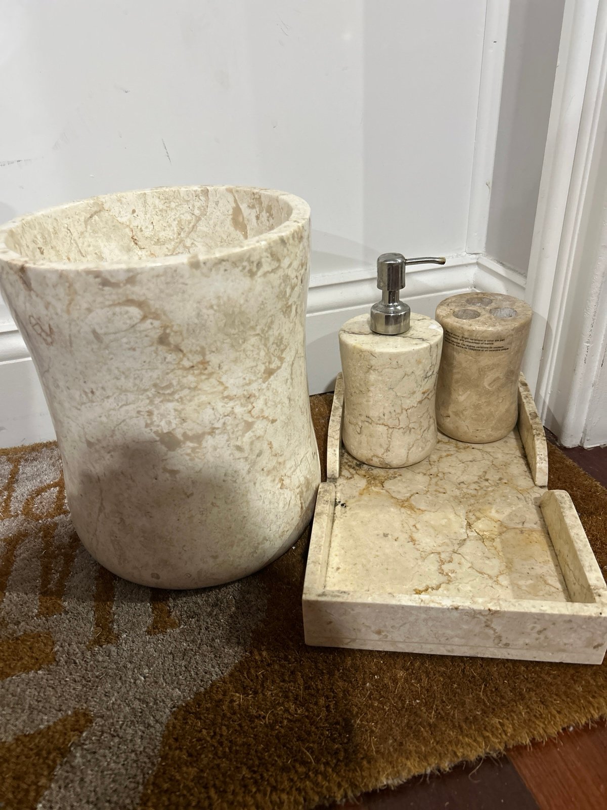 Bathroom Accessories Set