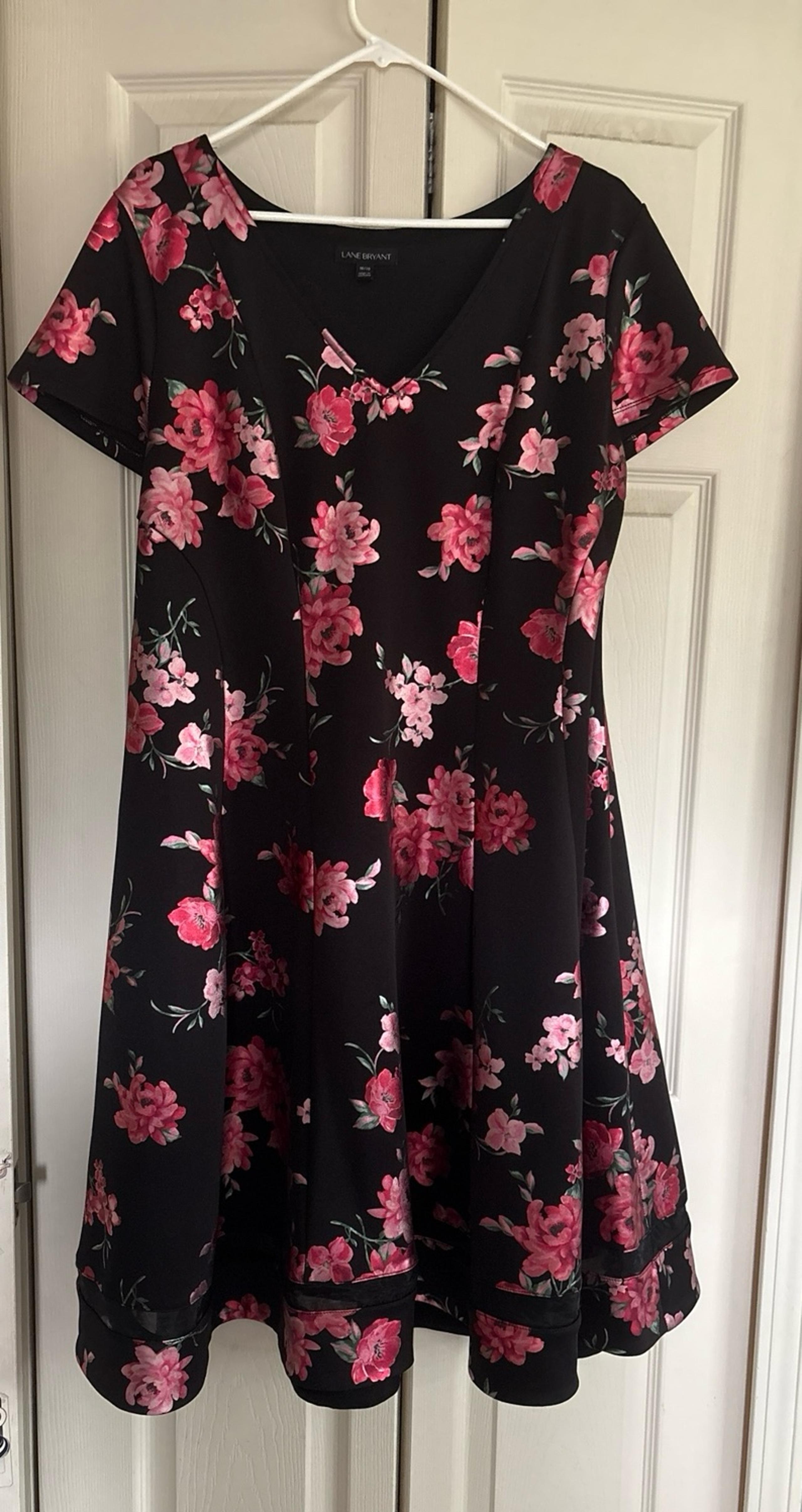 Lane Bryant A line dress - black with flowers 18/20 beautiful