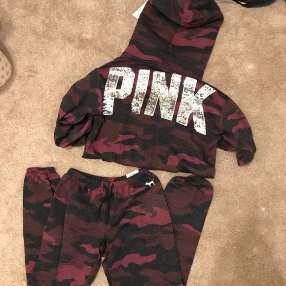 NWT Victoria Secret PINK matching outfit