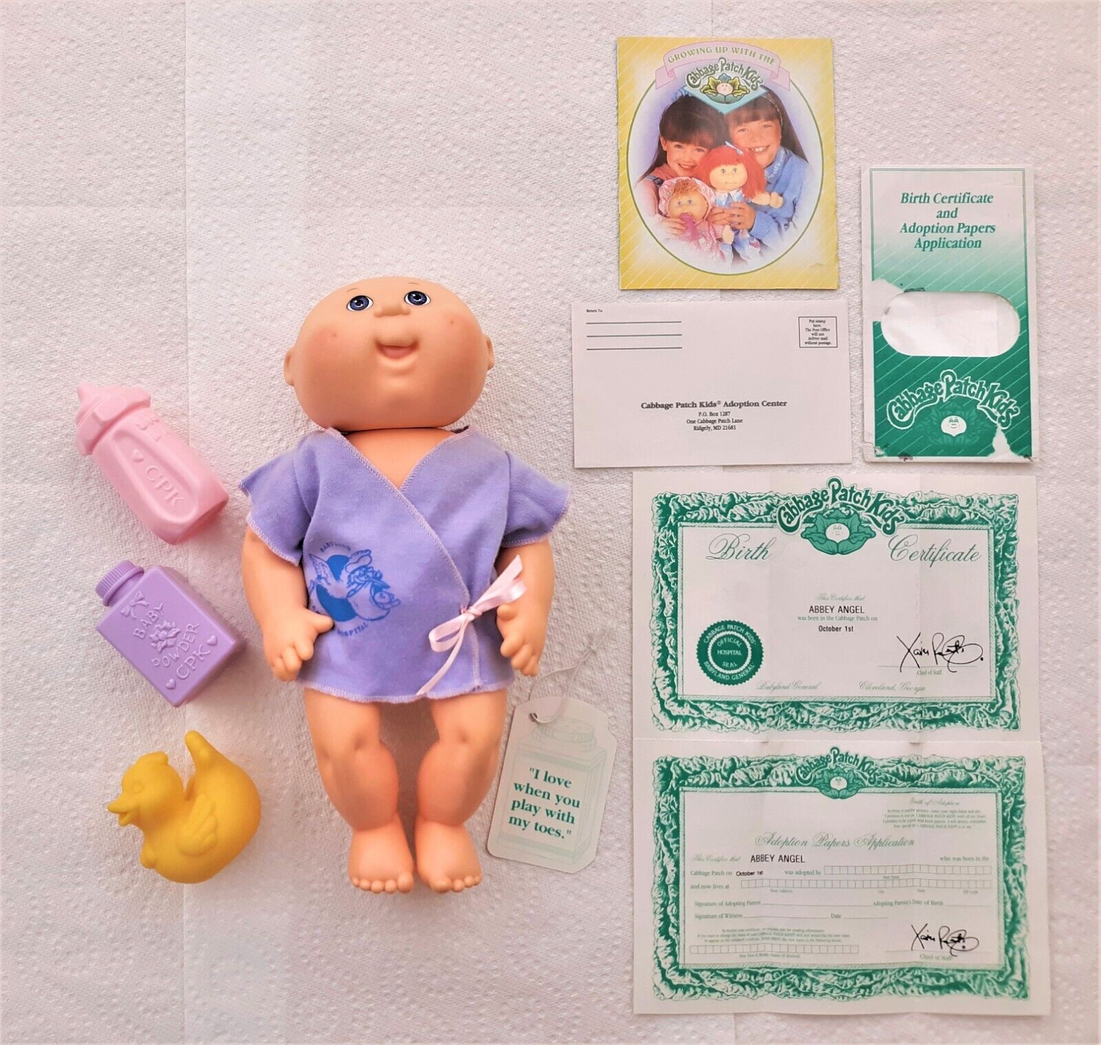 CABBAGE PATCH KIDS BATH CARE BABY DOLL WITH ACCESSORIES & PAPERS HASBRO 1993