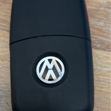 Volkswagen w/Keyless Access; 5 Button