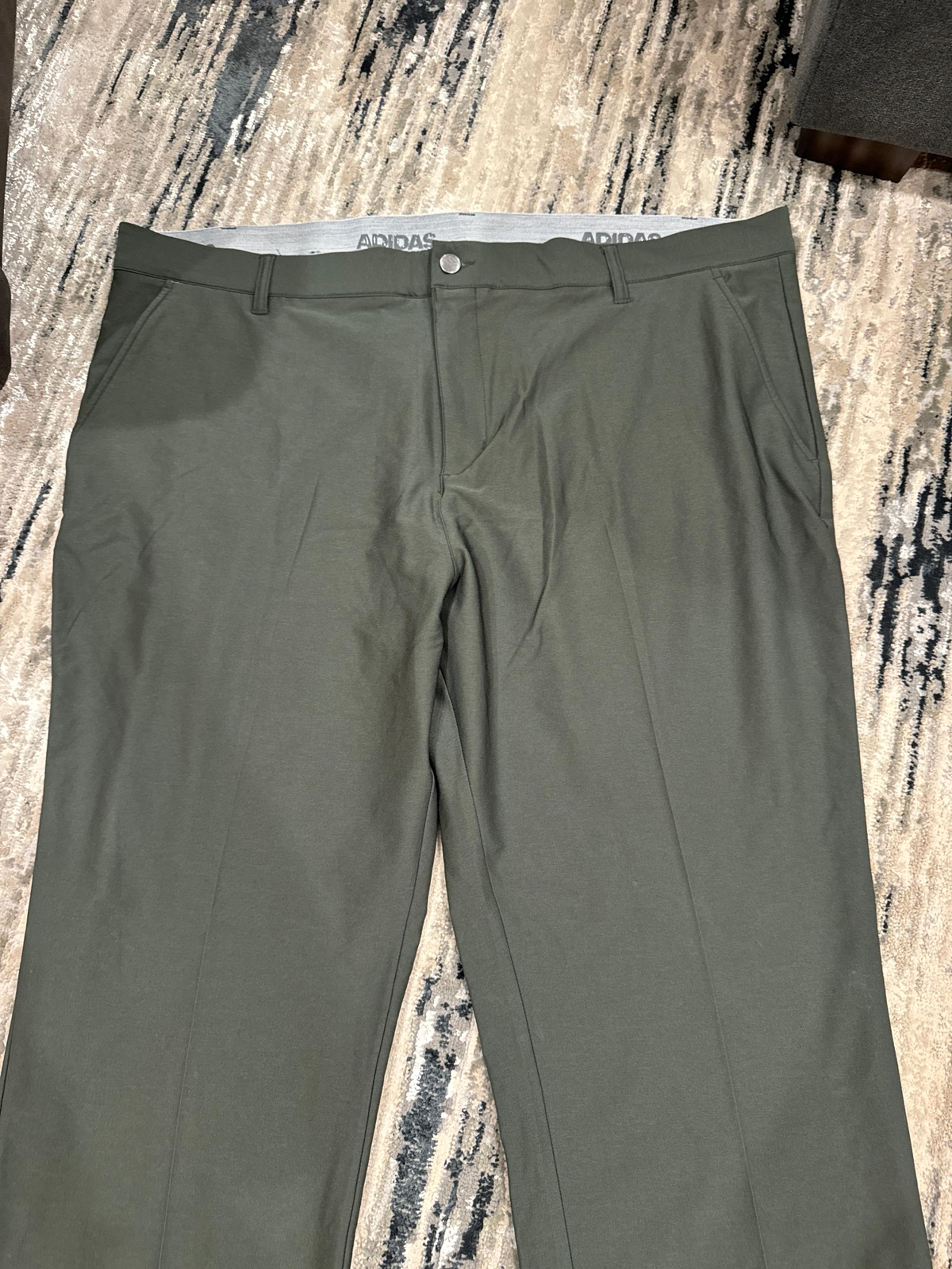Men’s Adidas golf pants size 42×32