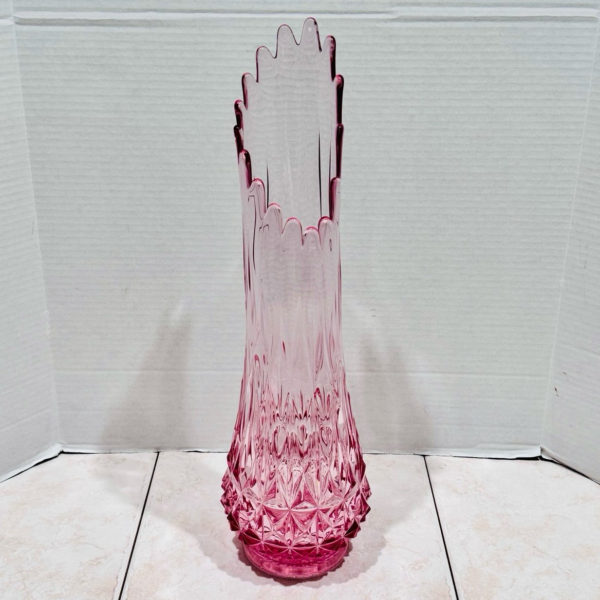 Rare Vintage MCM LE Smith 22” Large Pink Diamond Butt Swung Vase Mid Century