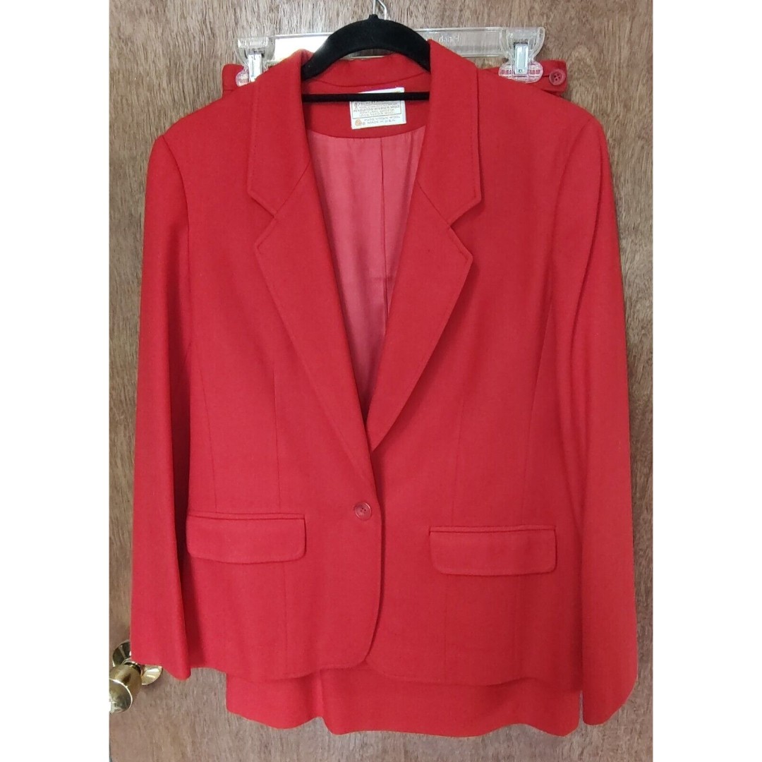 Pendleton red skirt suit 100% virgin wool size 10 blazer, size 8 skirt midi