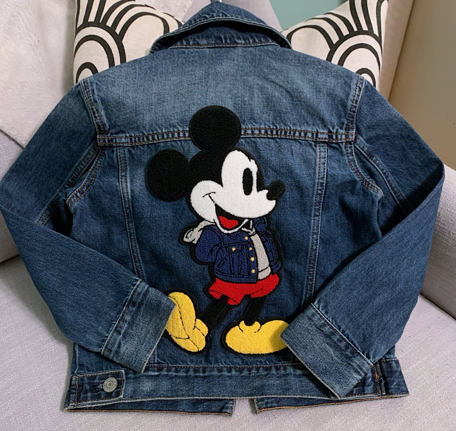 Gap Mickey Mouse Denim Jean Jacket Size 5Y