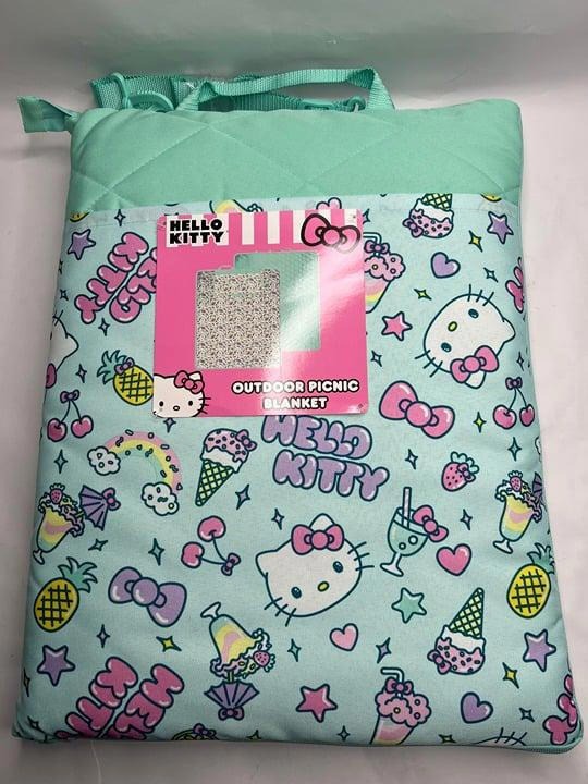 Sanrio Hello Kitty Outdoor Picnic Blanket
