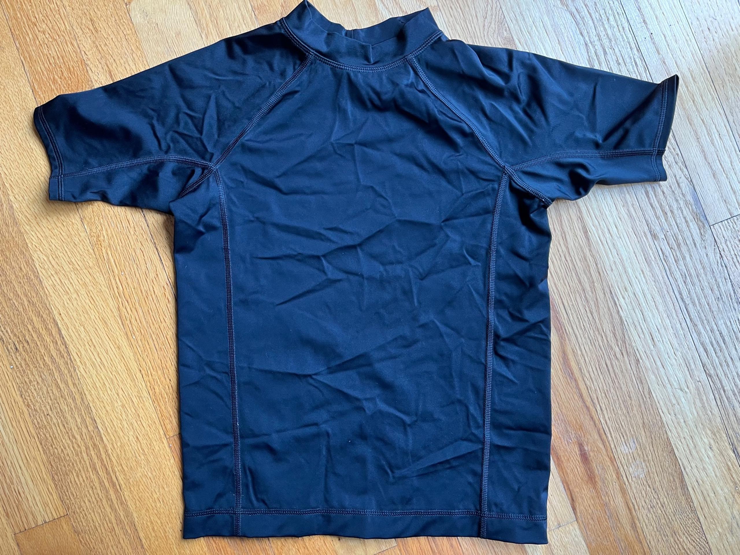 Lands End swim shirt size 7
