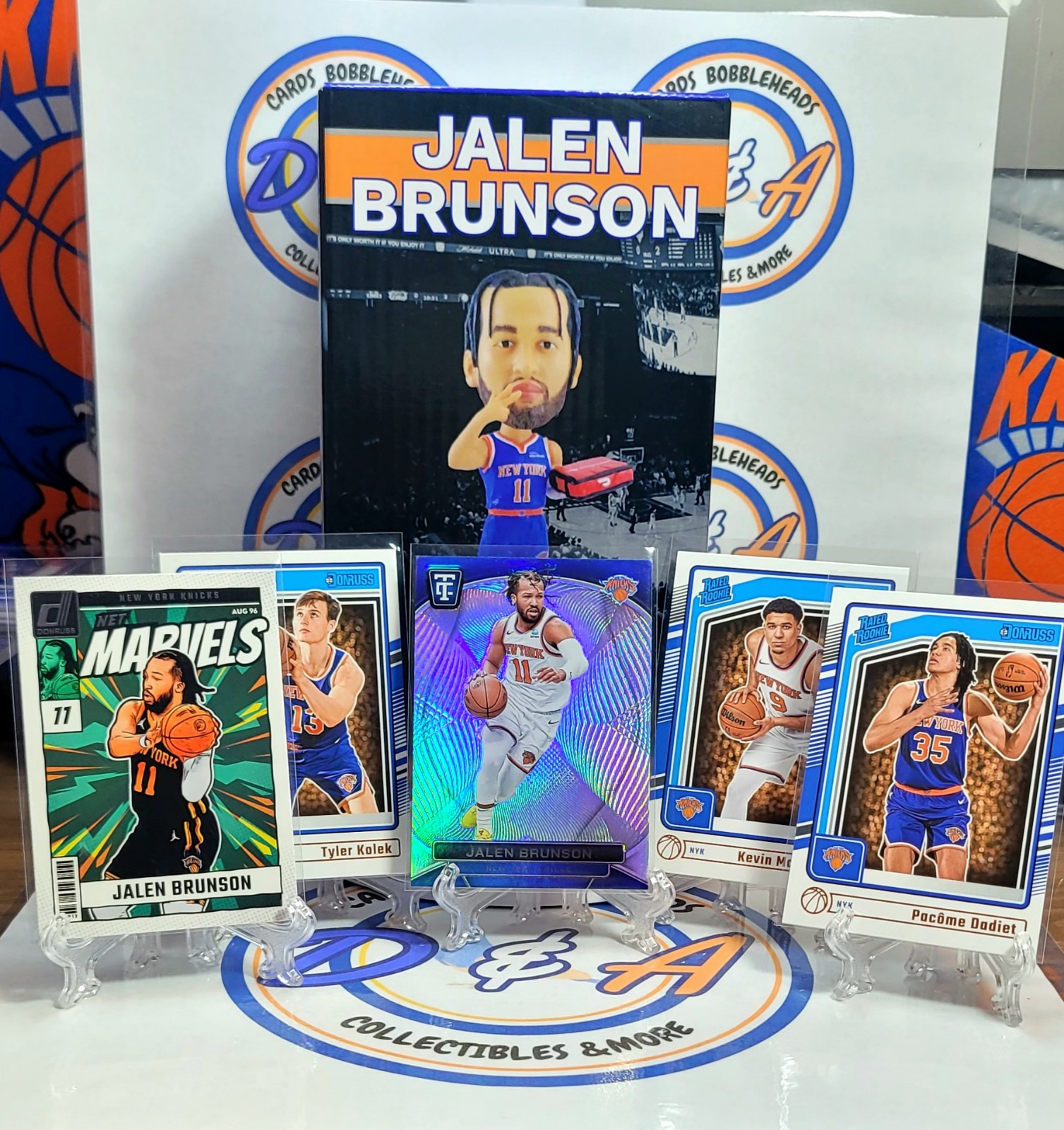 Jalen Brunson Doordash bobblehead 2024 msg sga. + cards.