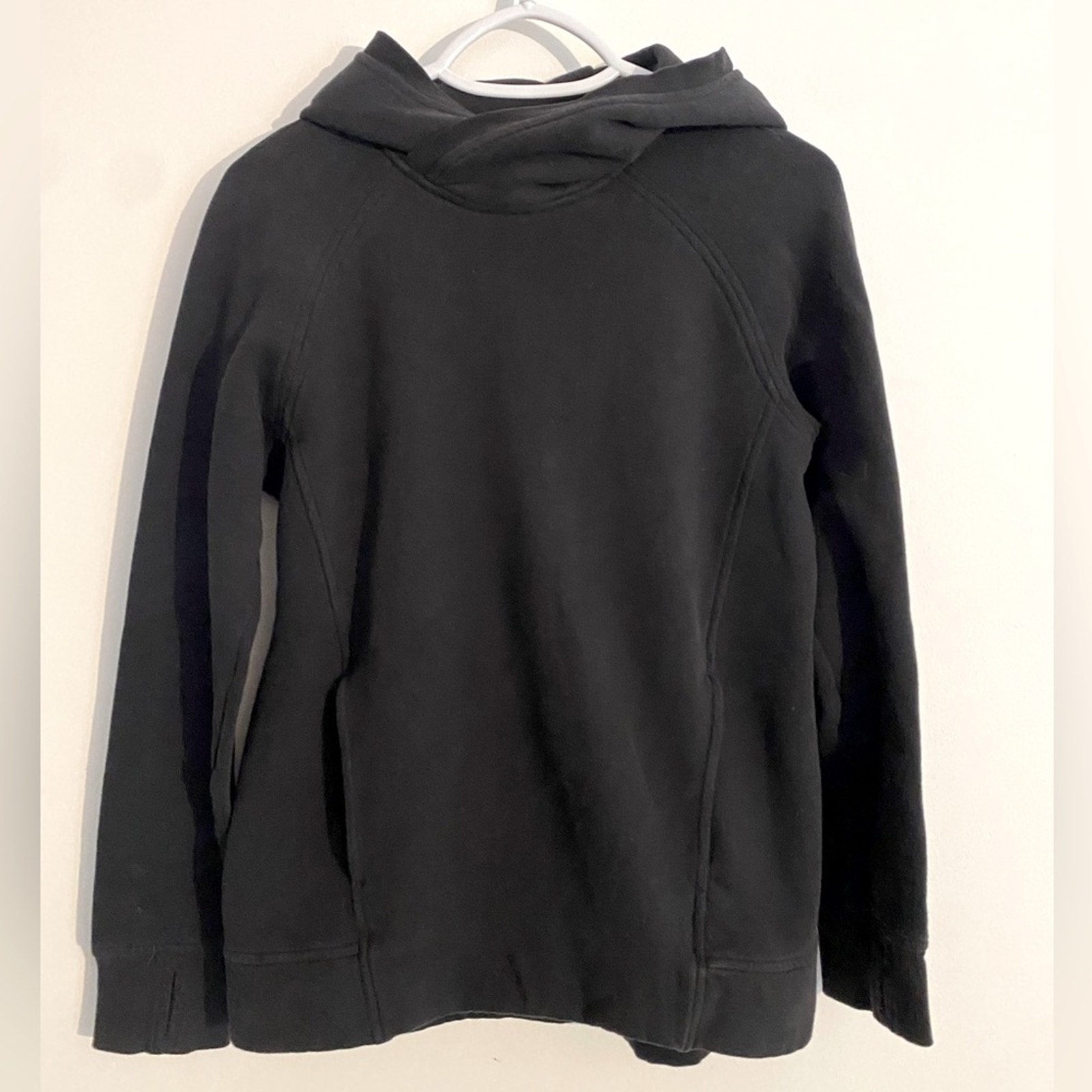 Lululemon Black Pullover Scuba Hoodie Size 6