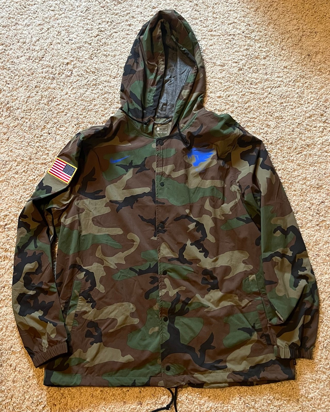 Nike Kentucky Wildcats (UK) Salute to Service Woodland Camo Jacket (XXL)