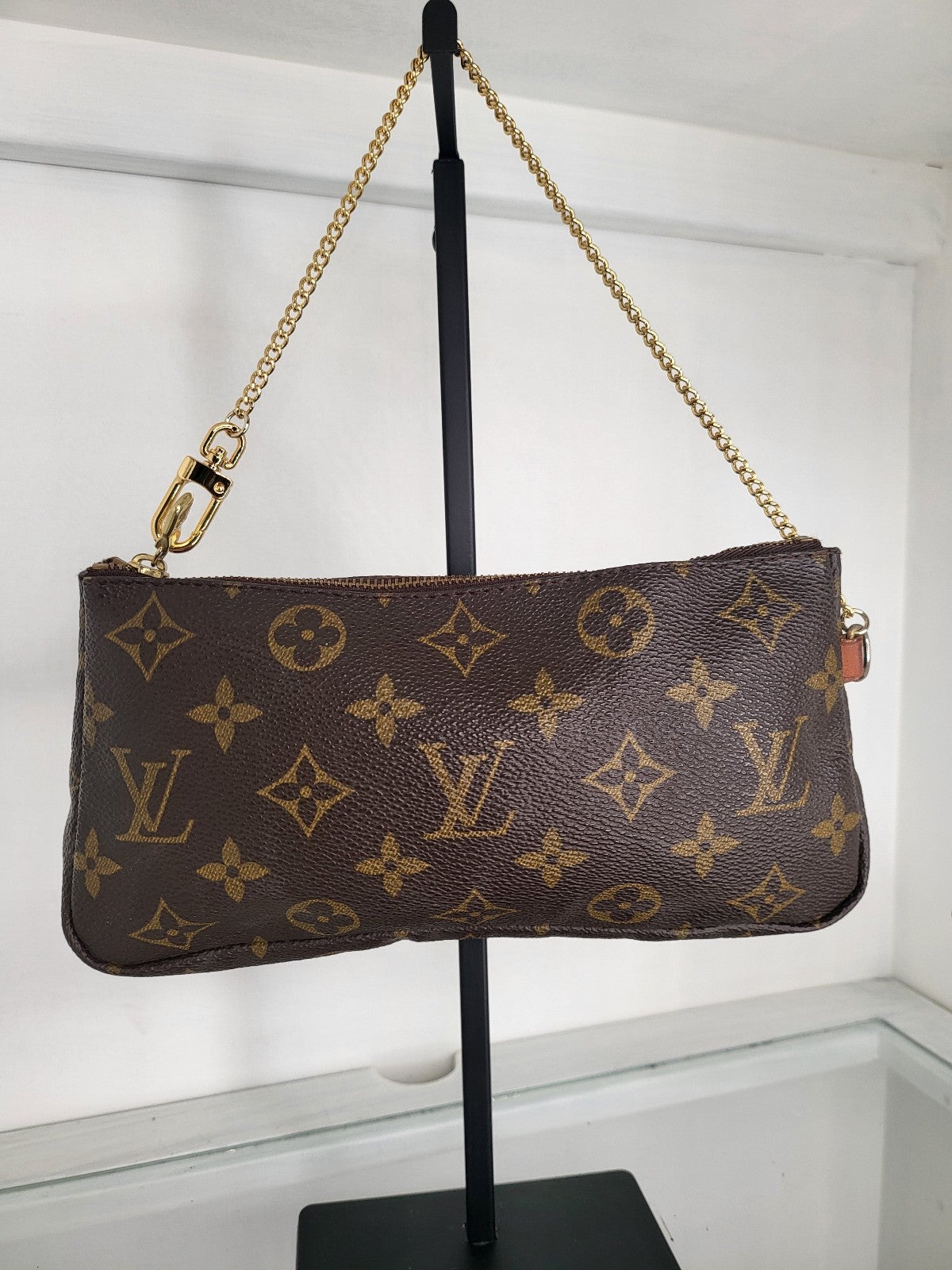 Louis Vuitton pochette accessory