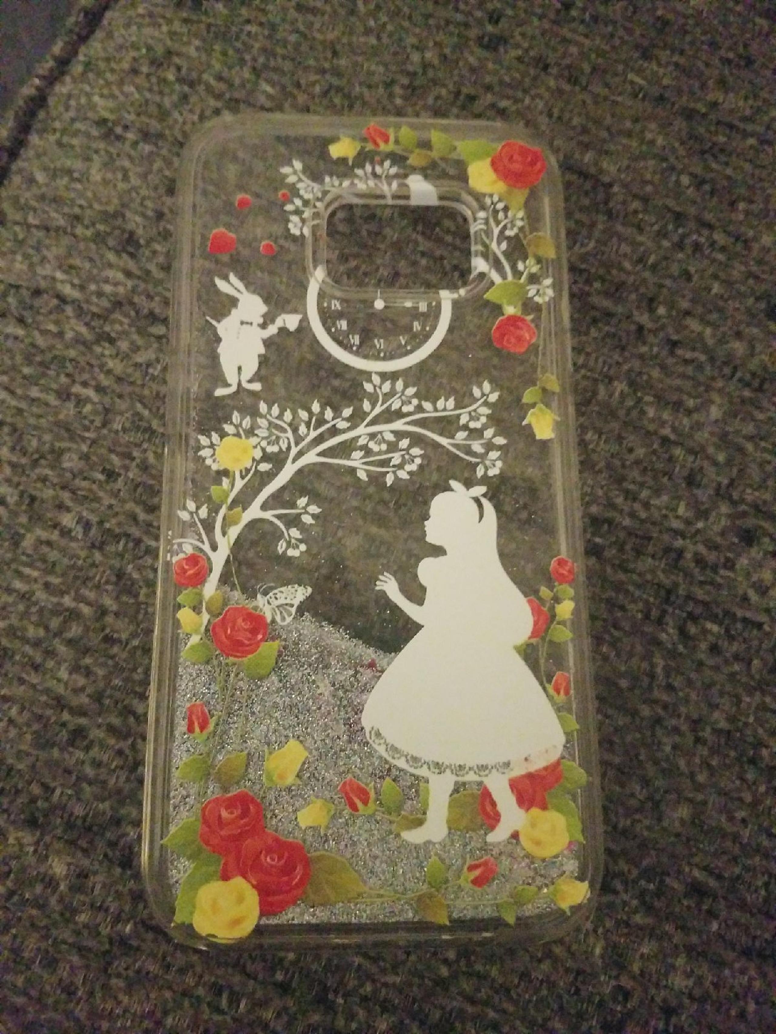 Alice in Wonderland S7 case