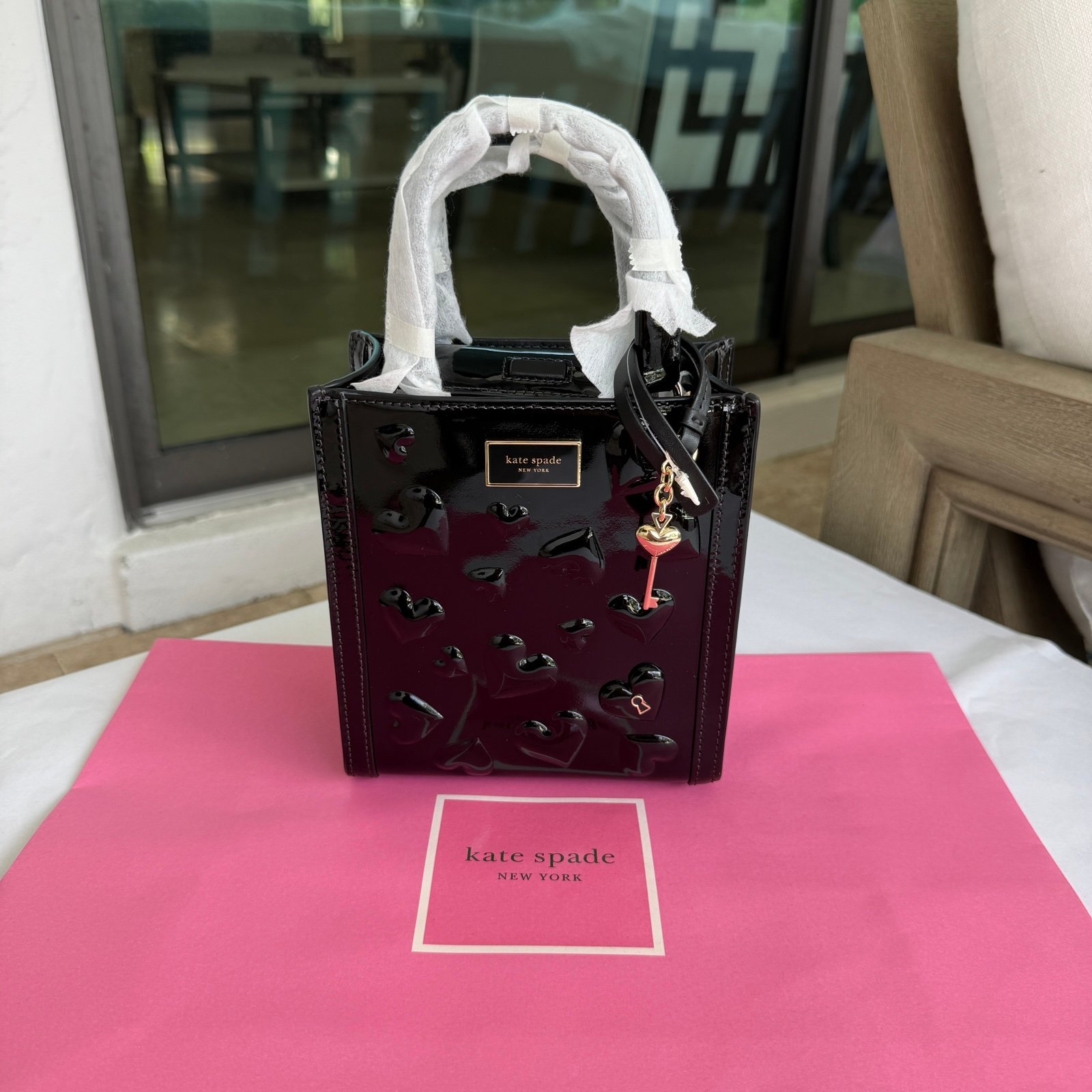 日本未入荷 Kate Spade Key My Heart Manhattan Mini Tote KK569 Key To My Heart Manhattan Mini Tote