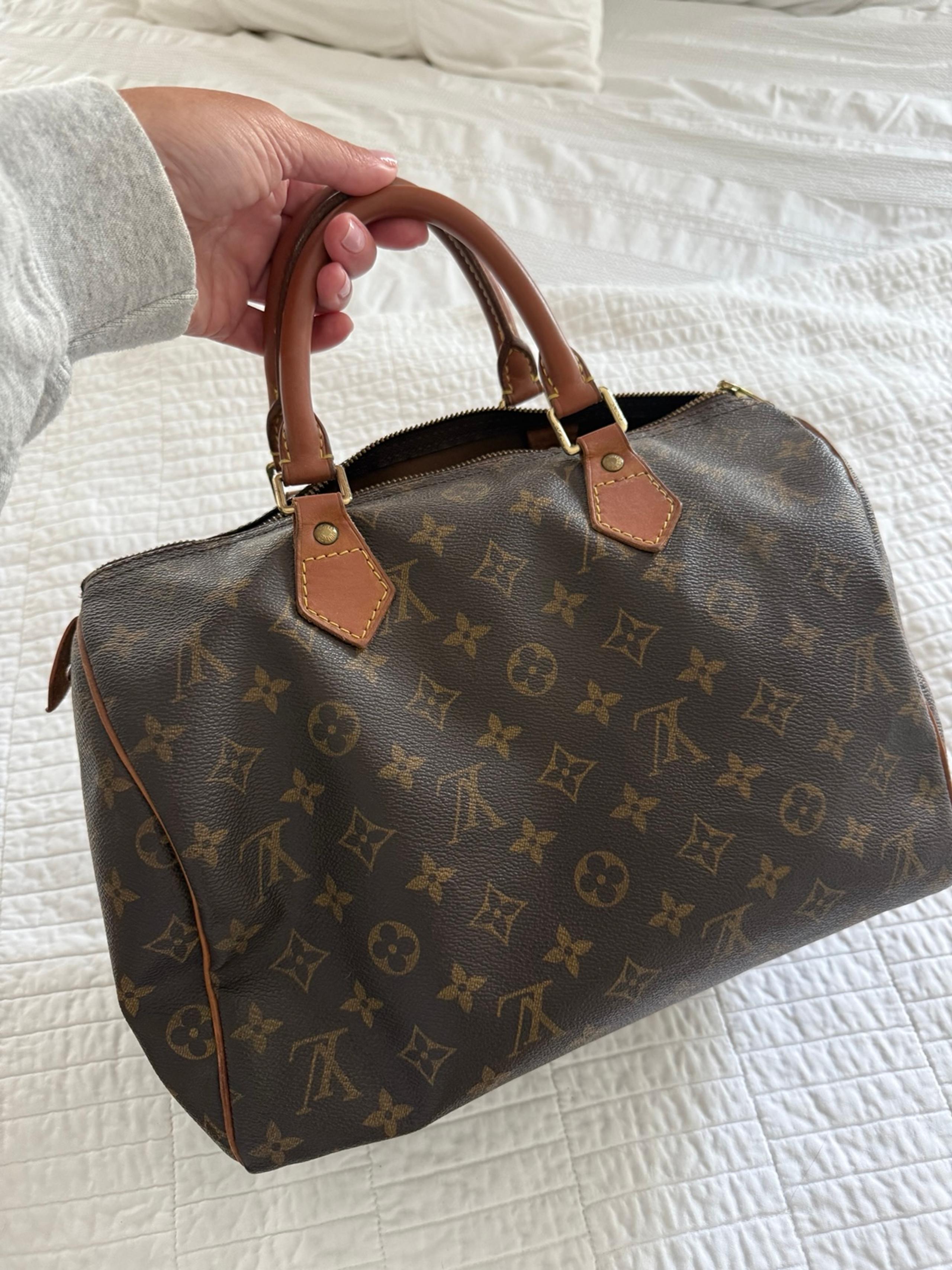 Vintage Authentic Louis Vuitton Speedy 30 Monogram Canvas
