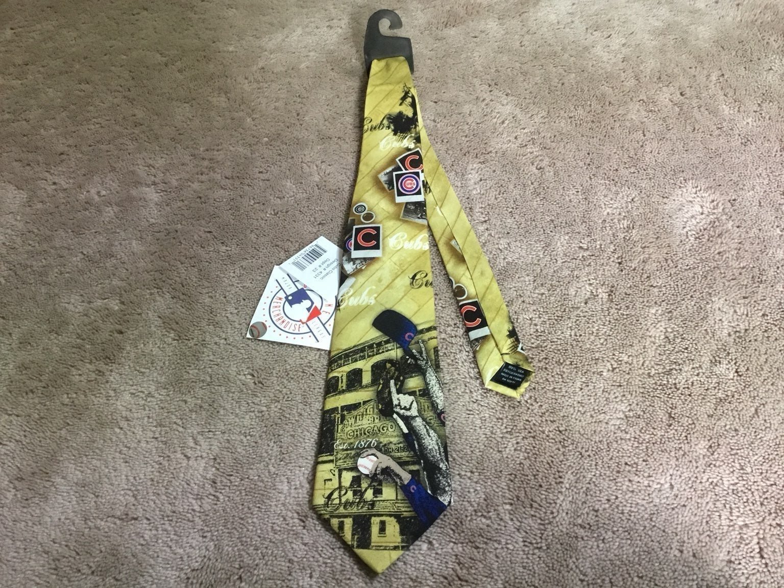 Authentic Chicago Cubs Men’s Silk Tie