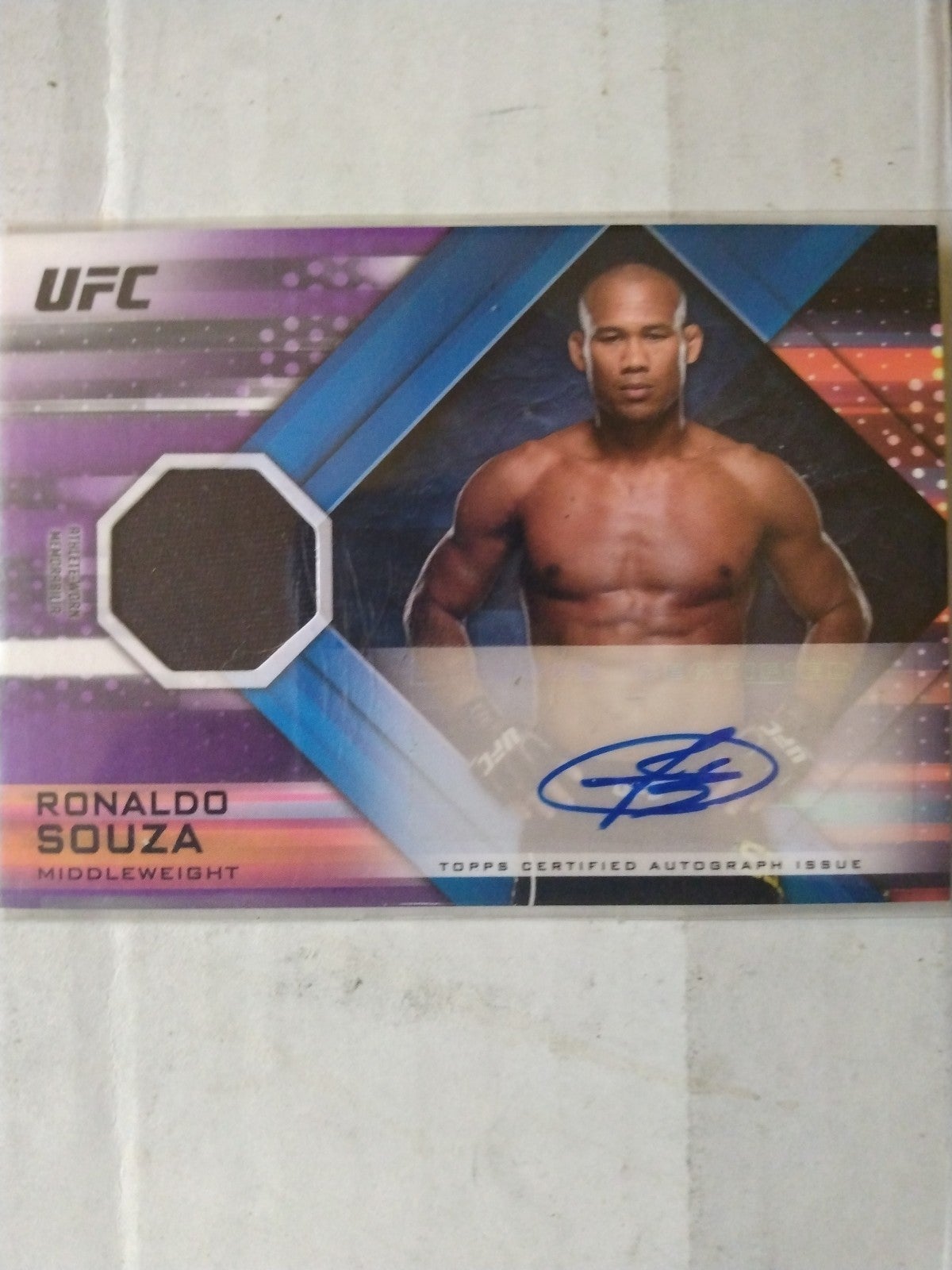 UFC Topps sp5/25 Ronaldo Souza AUTOGRAPH ATHLETE WORN MEMORABILIA OUT OF PRINT