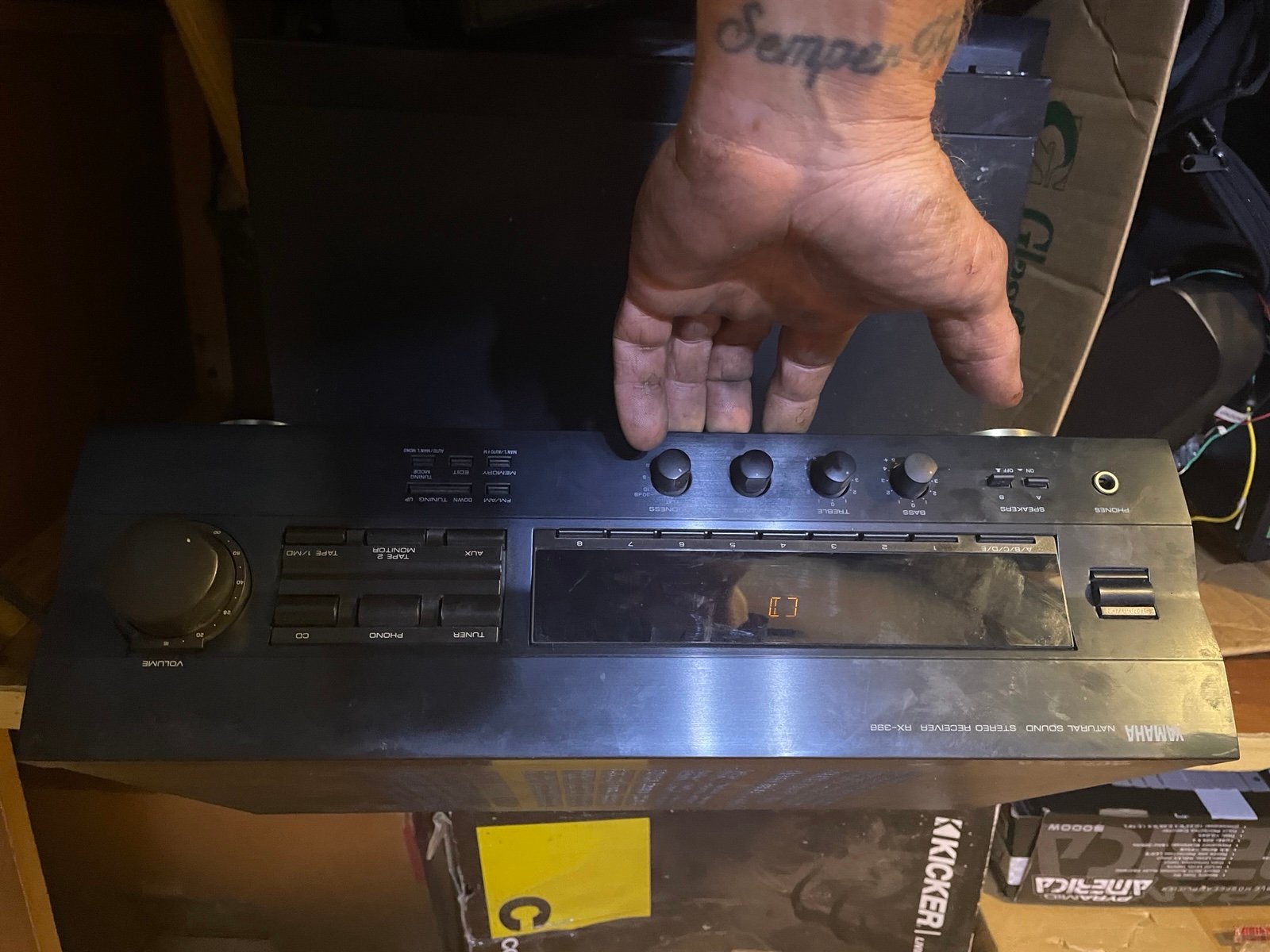 Yamaha RX-396 Stereo Receiver