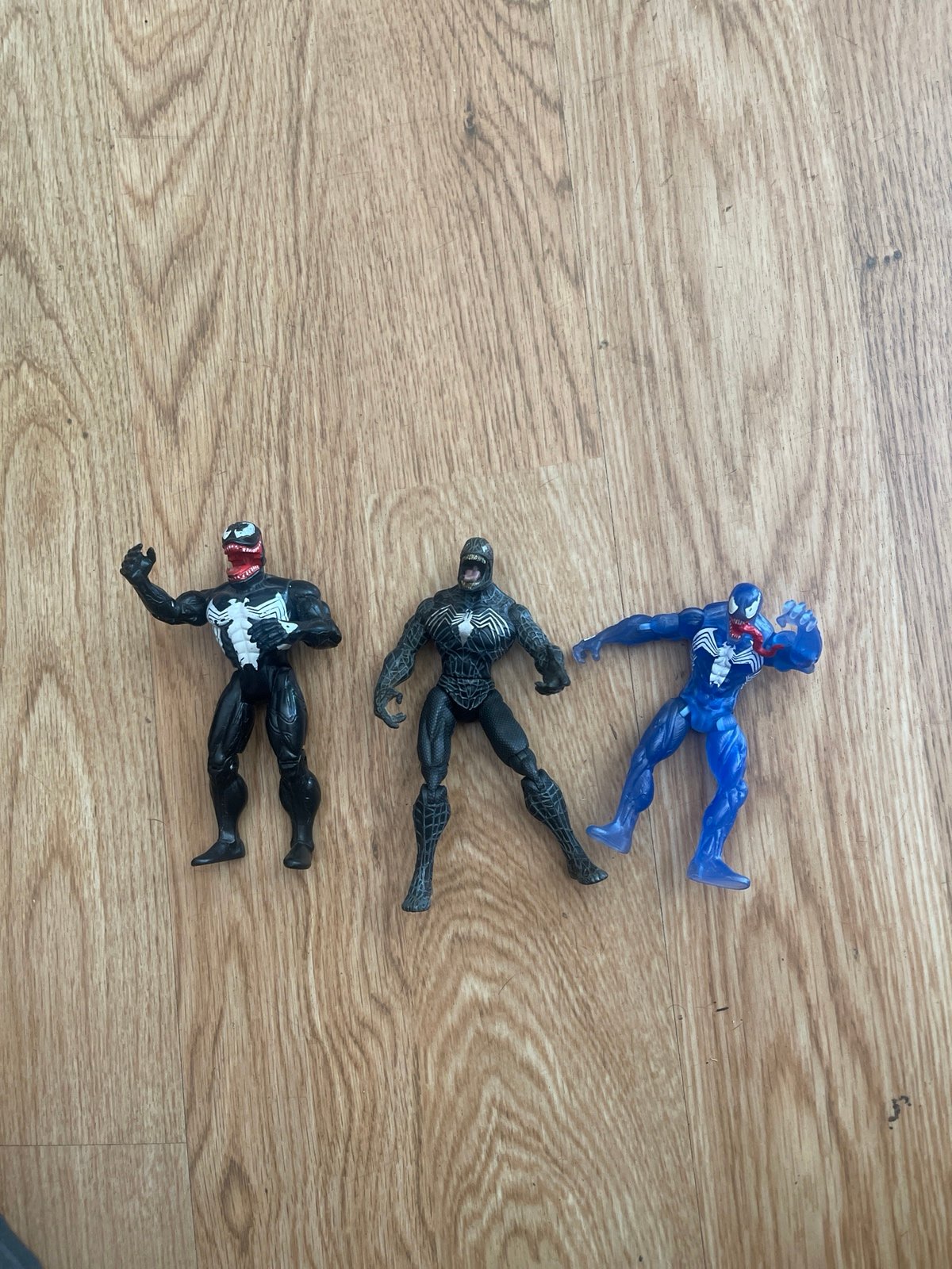 Vintage Venom Action Figure Lot of ( 3 )