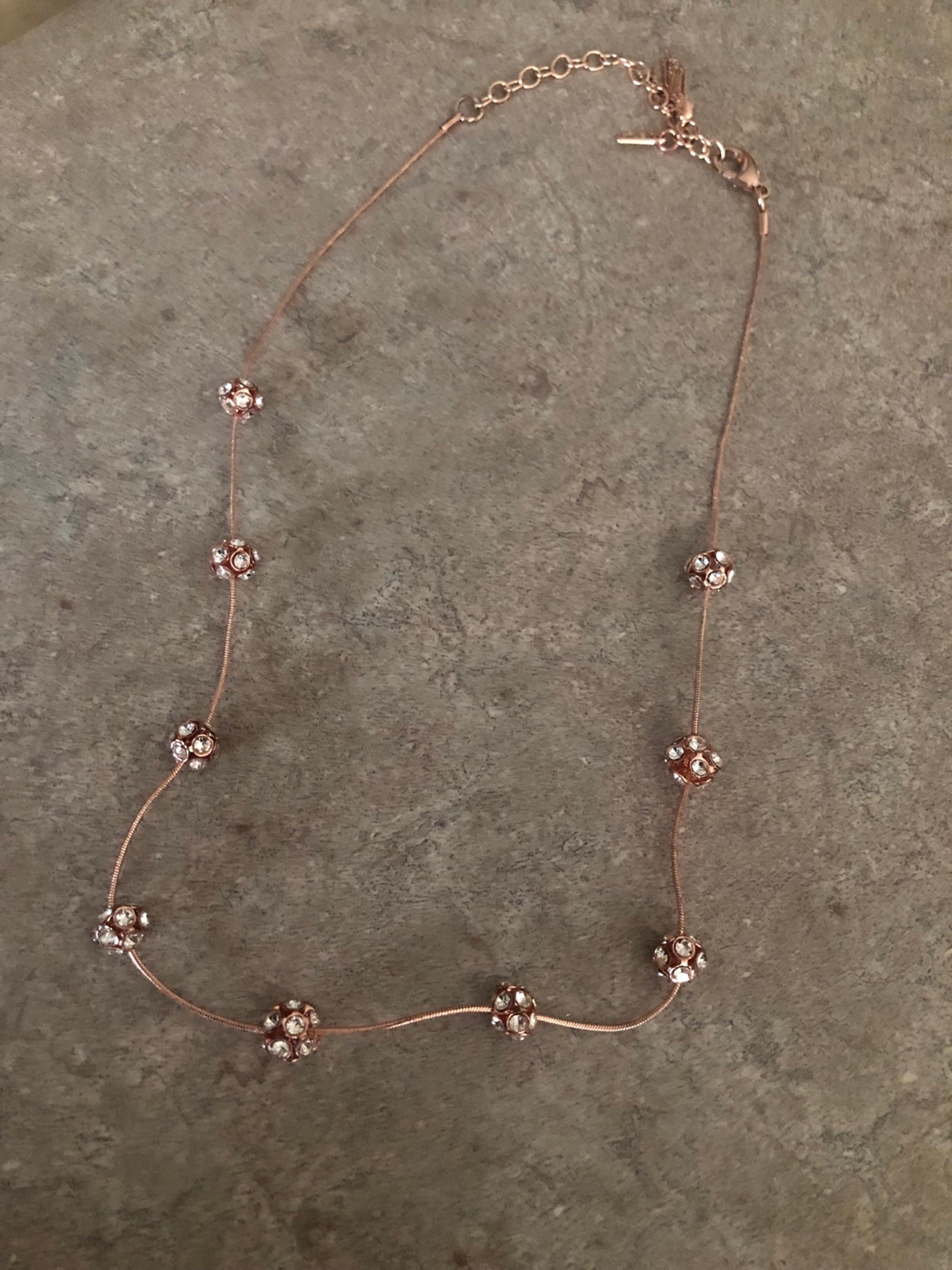 Simply Vera Wang Rose Gold Necklace EUC!