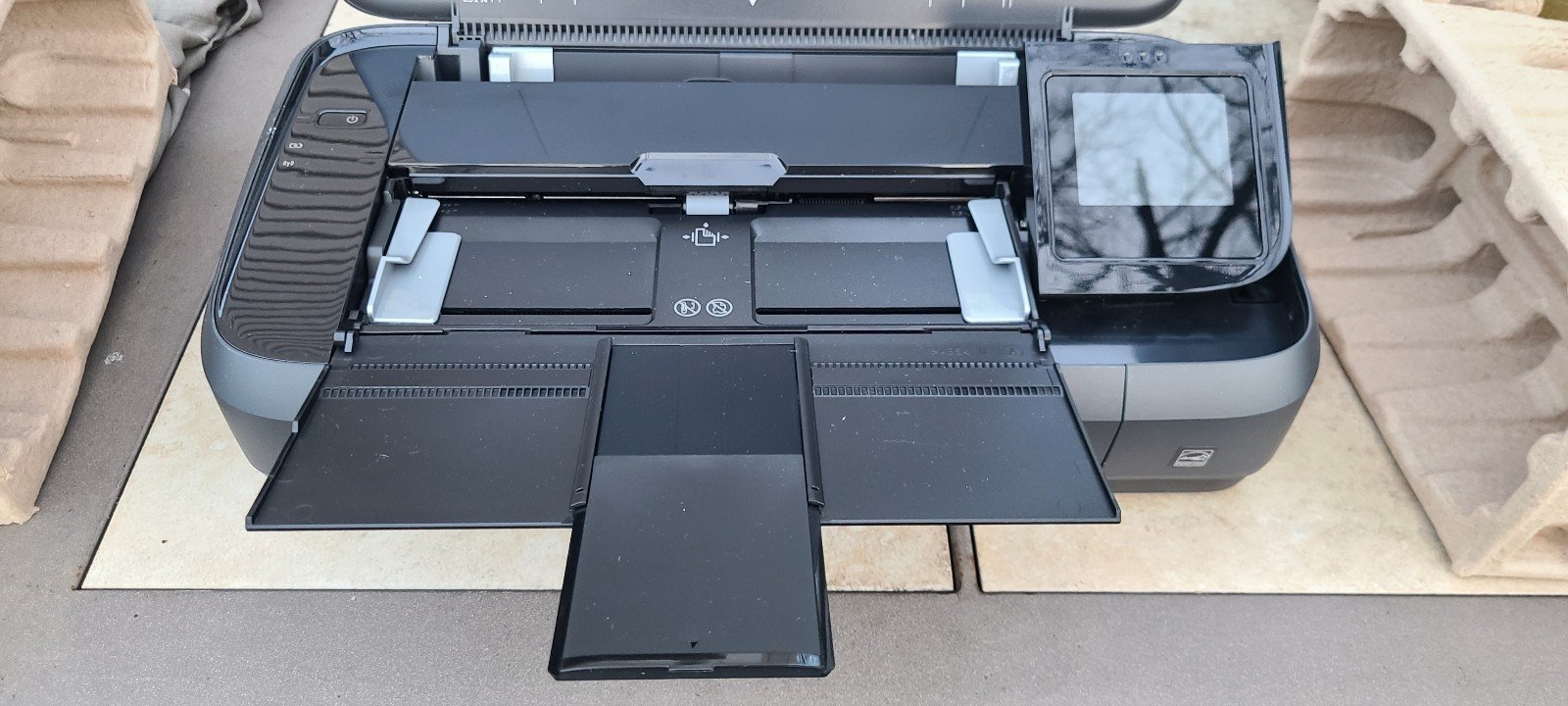 hp OfficeJet 250 Mobile All-in-One printer color cartridge included