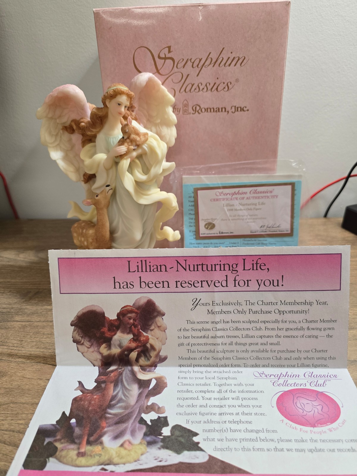 Seraphim Classics Lillian Nurturing Life 1998 Member only Figure