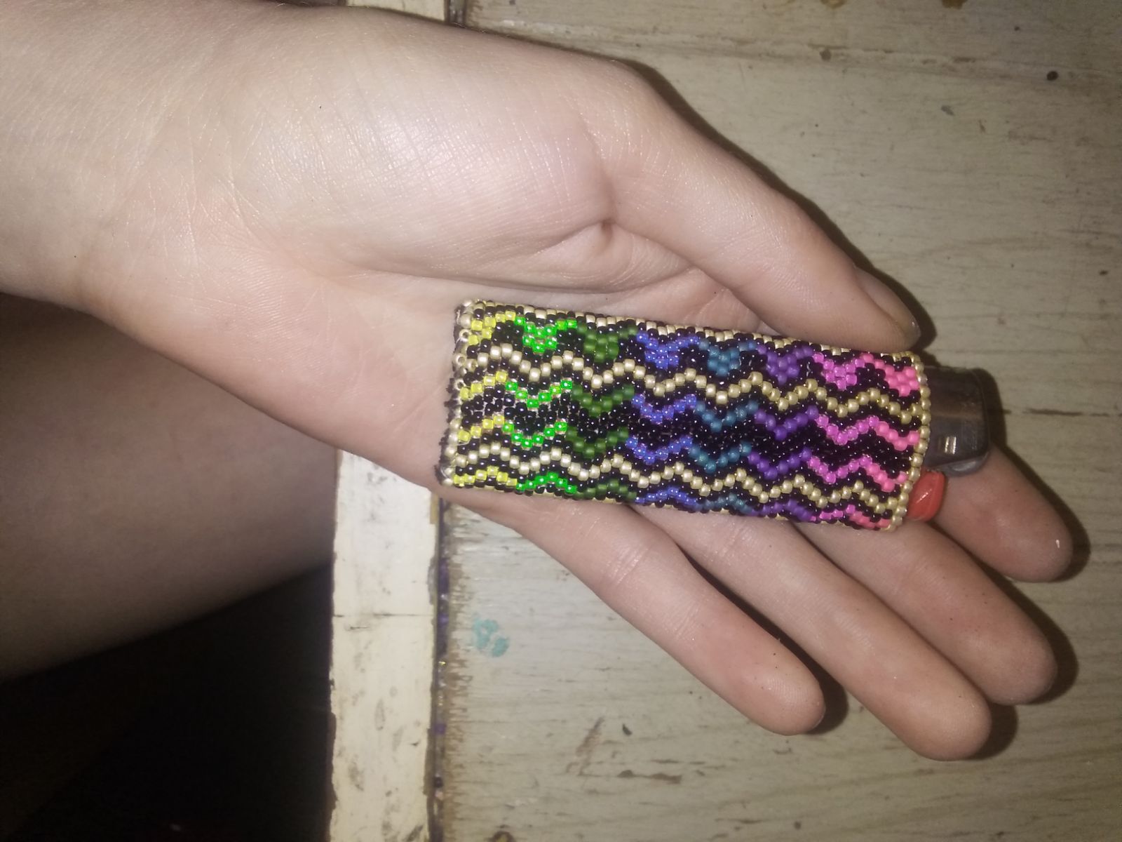 Beaded lighter case