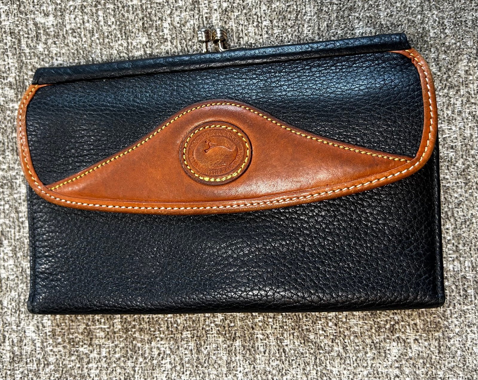 Dooney & Bourke All Weather Leather Vintage Wallet Black With Kisslock