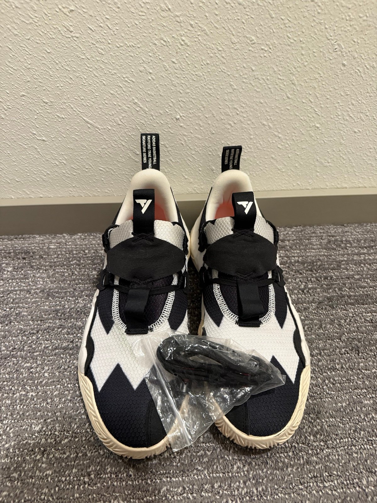 Adidas Trae Young 1 Black White So Def Size US M 8.5