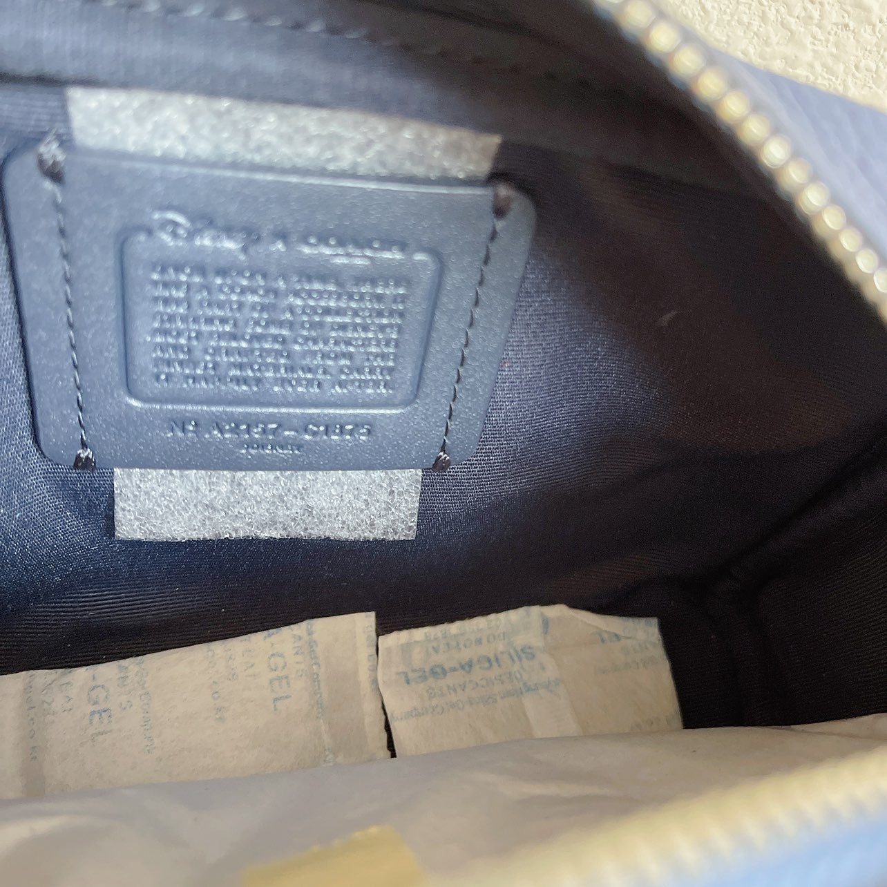Coach cinderella boxy cosmetic cheapest case