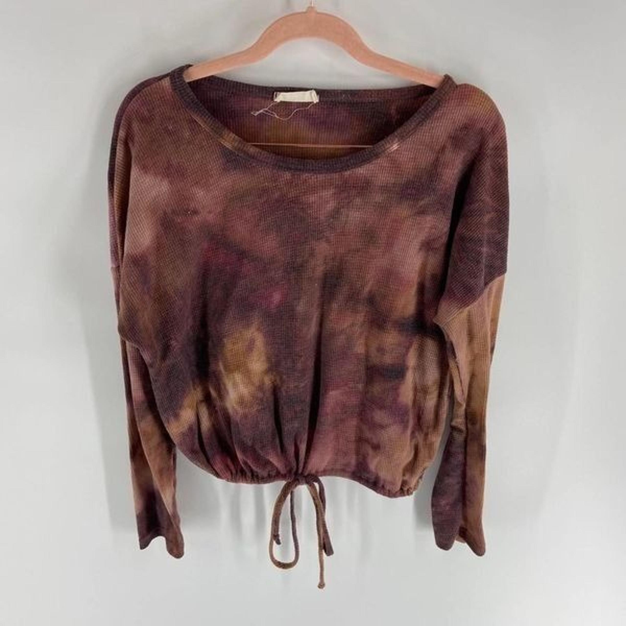 Smoke Mirrors Maroon Tie Dye Tie Long Sleeve Top
