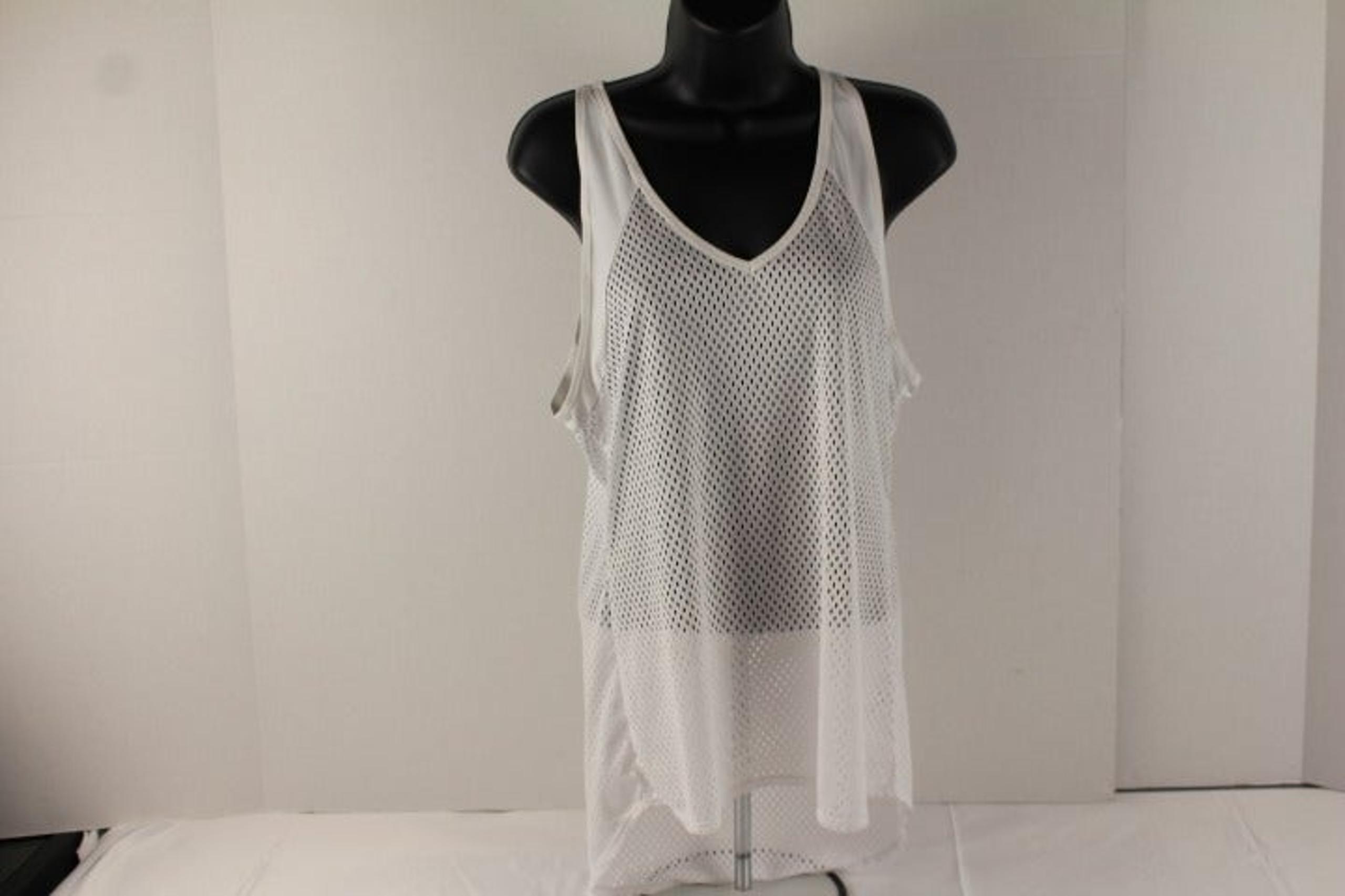 women's Zella tank top