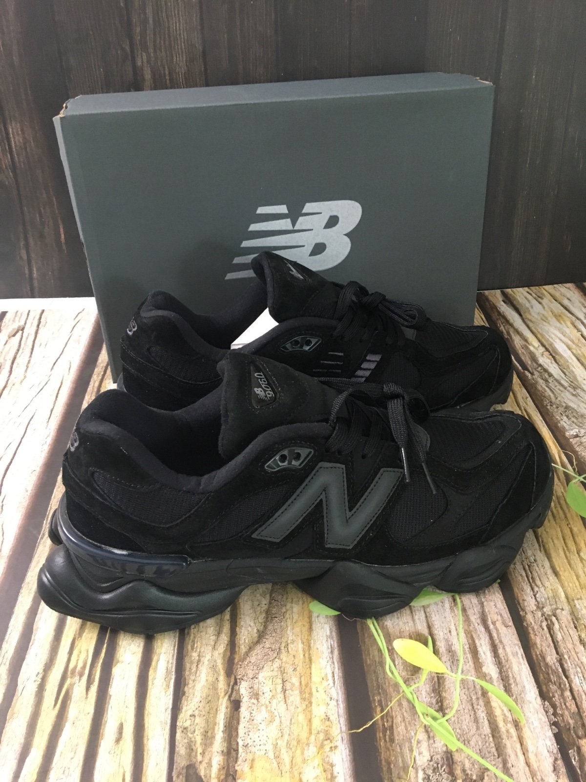 New Balance women size 8.5