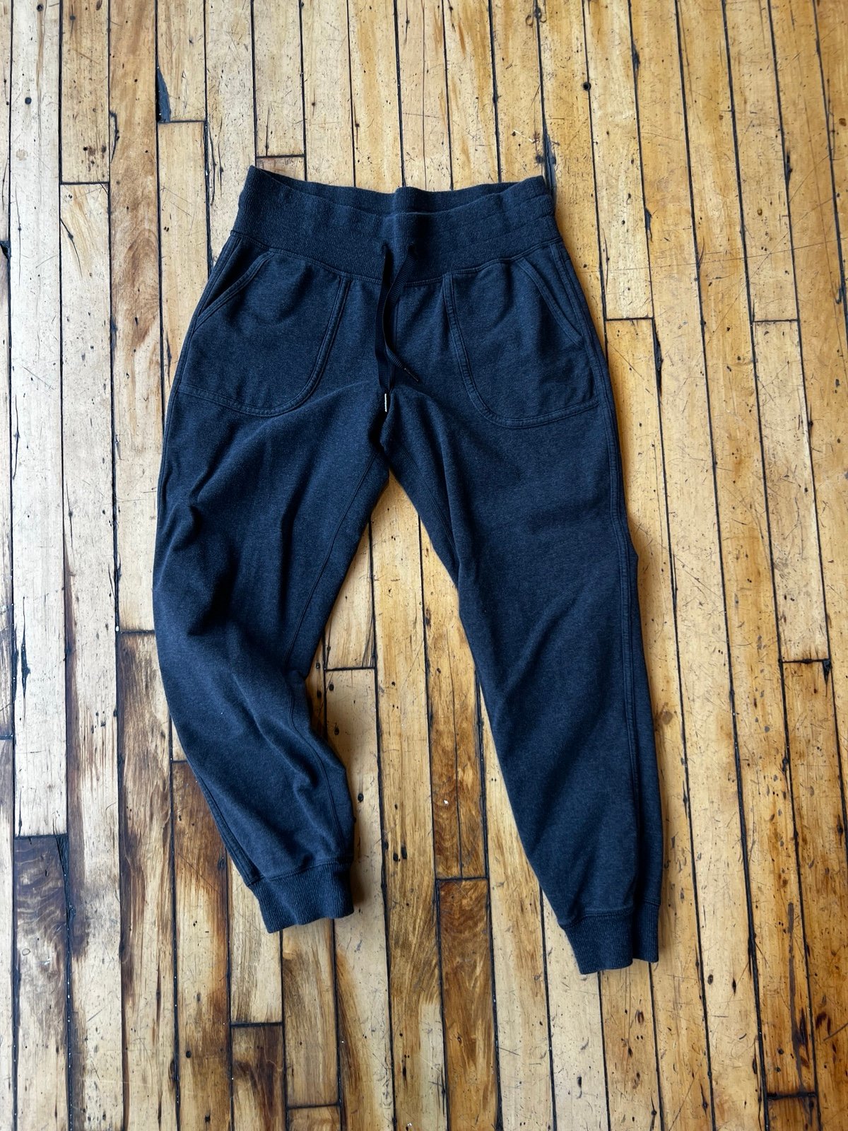 Lululemon Grey Joggers - 8