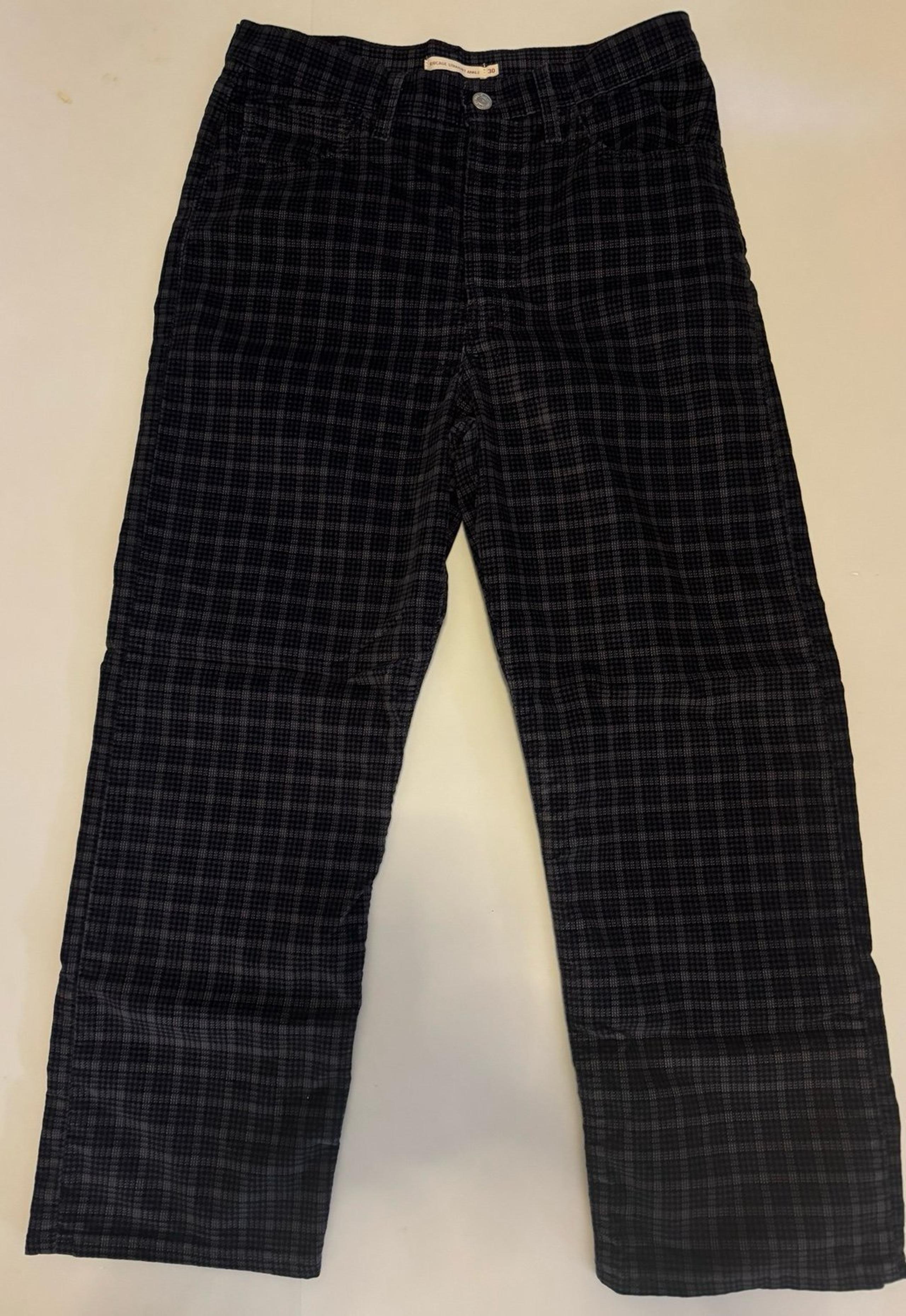 LEVI’S RIBCAGE STRAIGHT ANKLE Jeans - W30 Navy - Great Condition VTG - Women’s