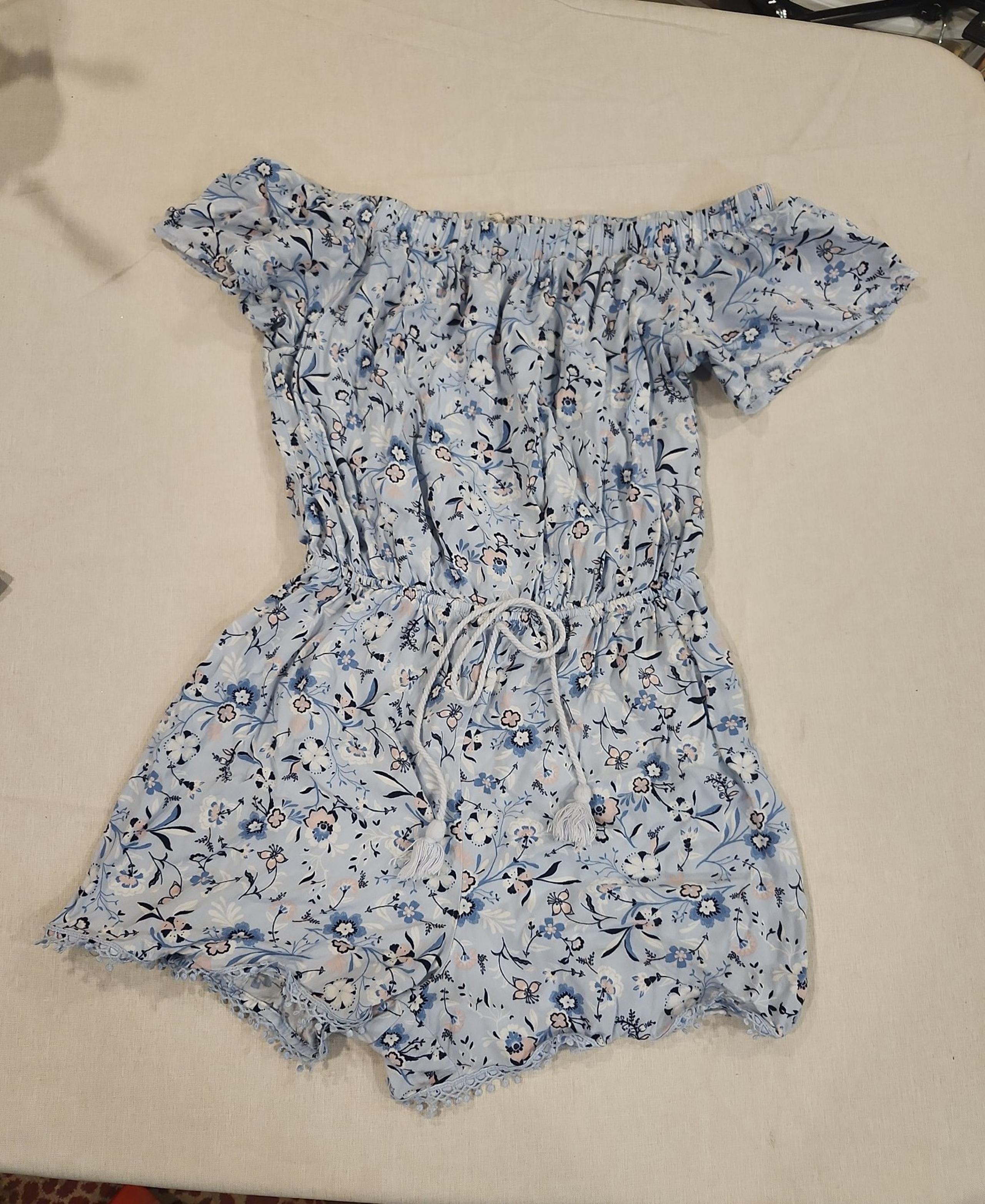 Romper, size small