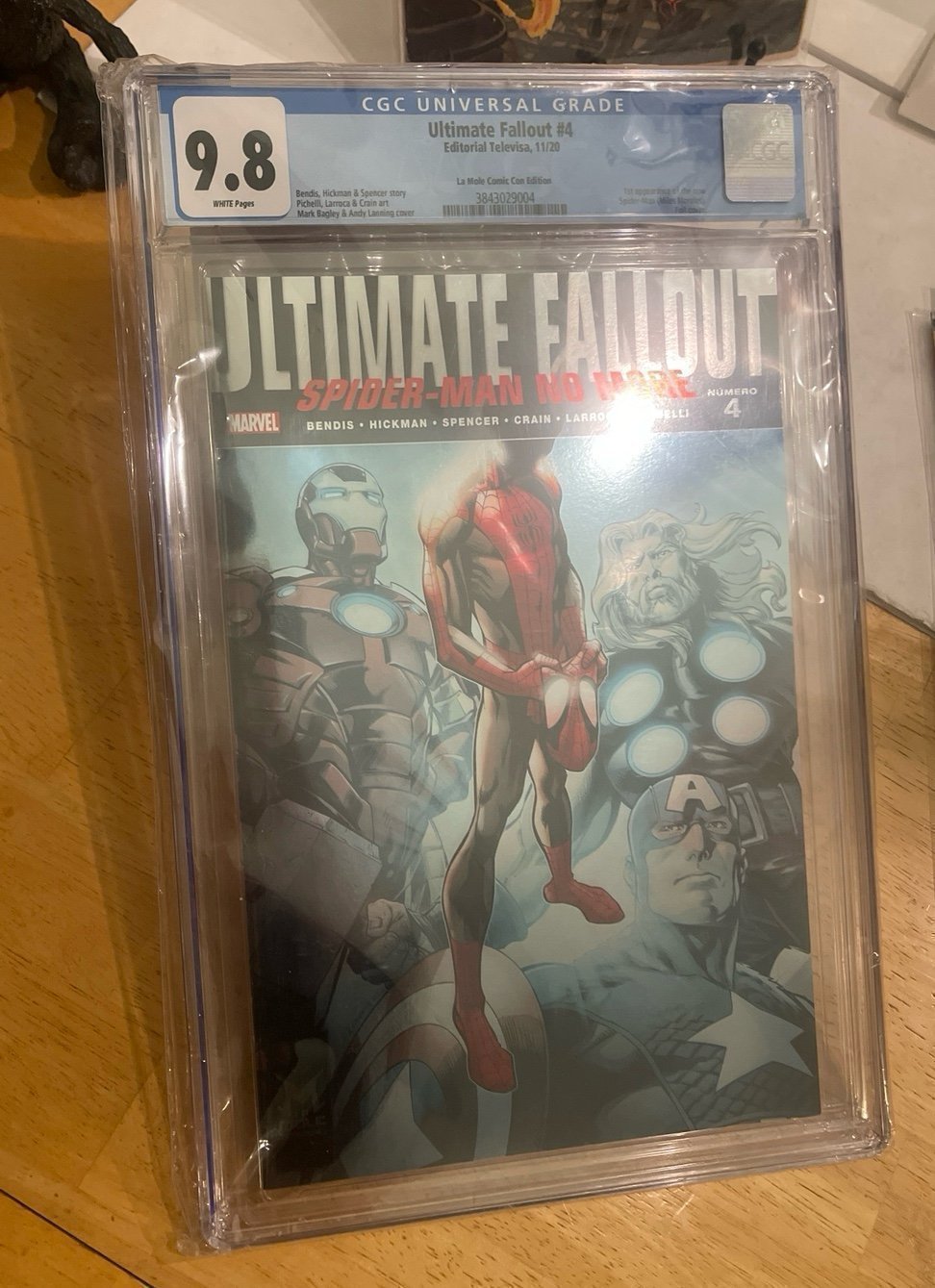 Ultimate Fallout 4 CGC 9.8 Rare Foil