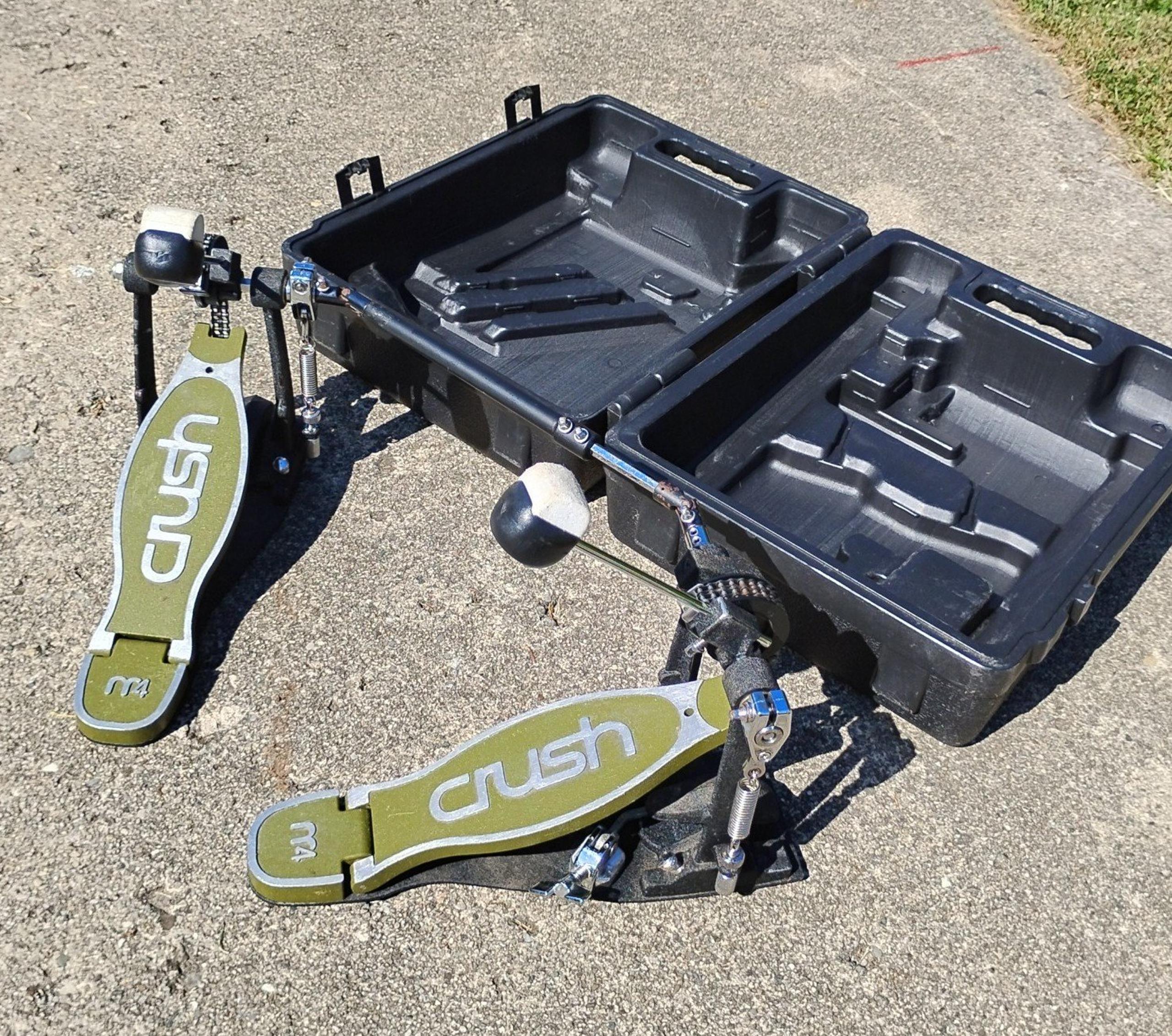 Crush m4 series double pedal set with case