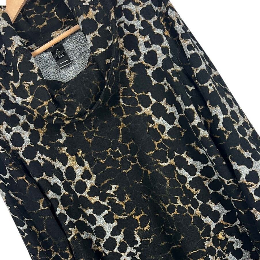 ALI MILES Women's 1X Bold Abstract Art Animal Print Patch Pocket Cowl Neck Tunic