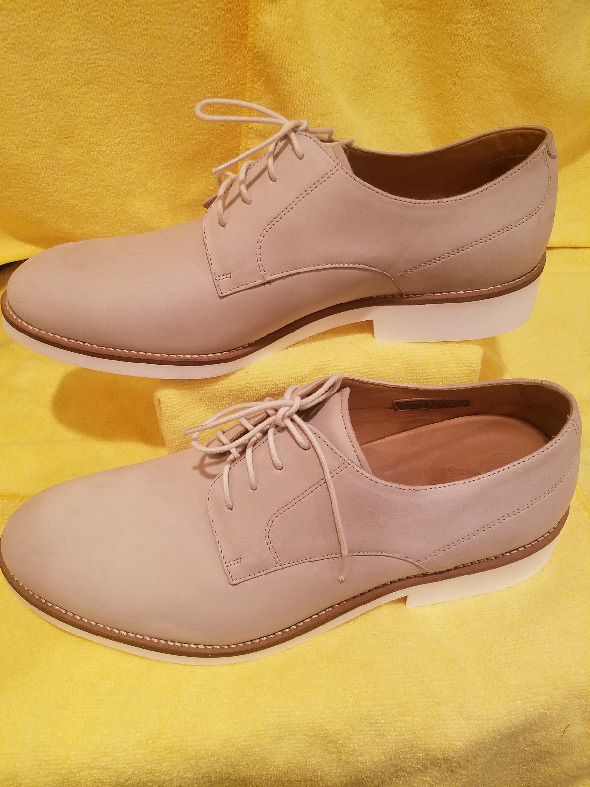 VINCE CAMUTO LIGHT BEIGE LACE UP LEATHER OXFORDS MEN'S SIZE 11 1/2