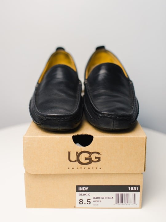UGG INDY Mens Loafers Size 8.5 Black Leather