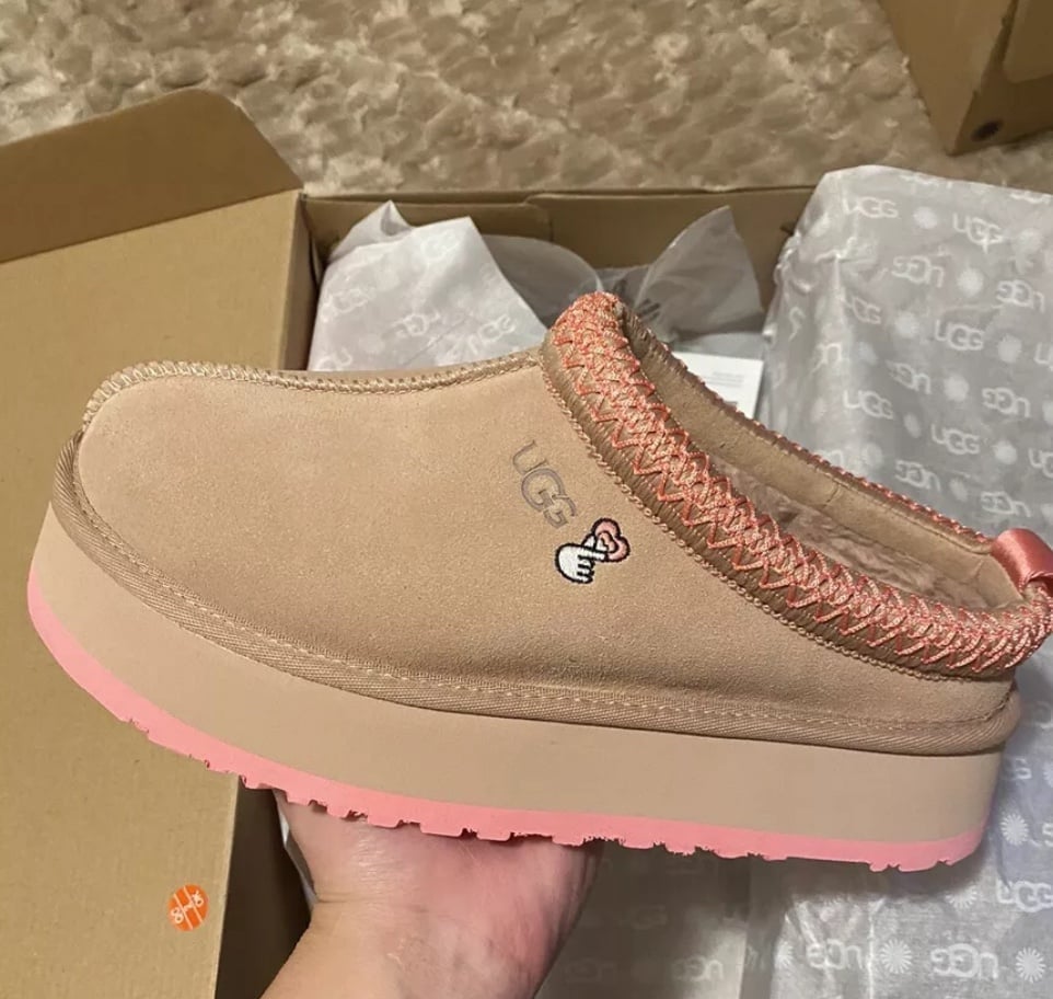 UGG LOVE TAZZ PLATFORM 25 ARROYO/TROPICAL PINK/LIMITED EDITION VALENTINE DAY
