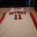 Isiah Thomas signed jersey Beckett