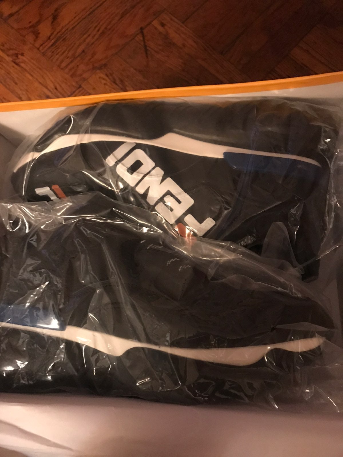 fendi sneakers