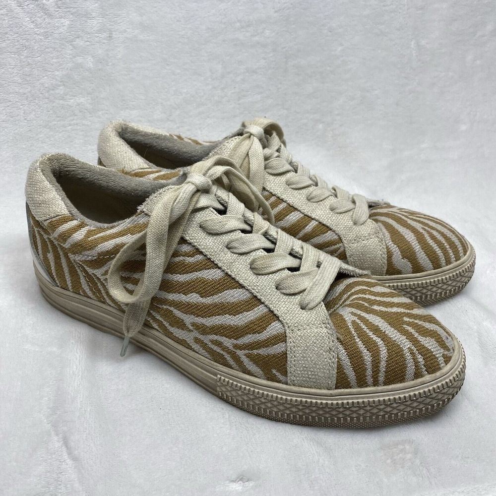 Band of Gypsies Sneakers Women's Size 10 tiger stripes Starry