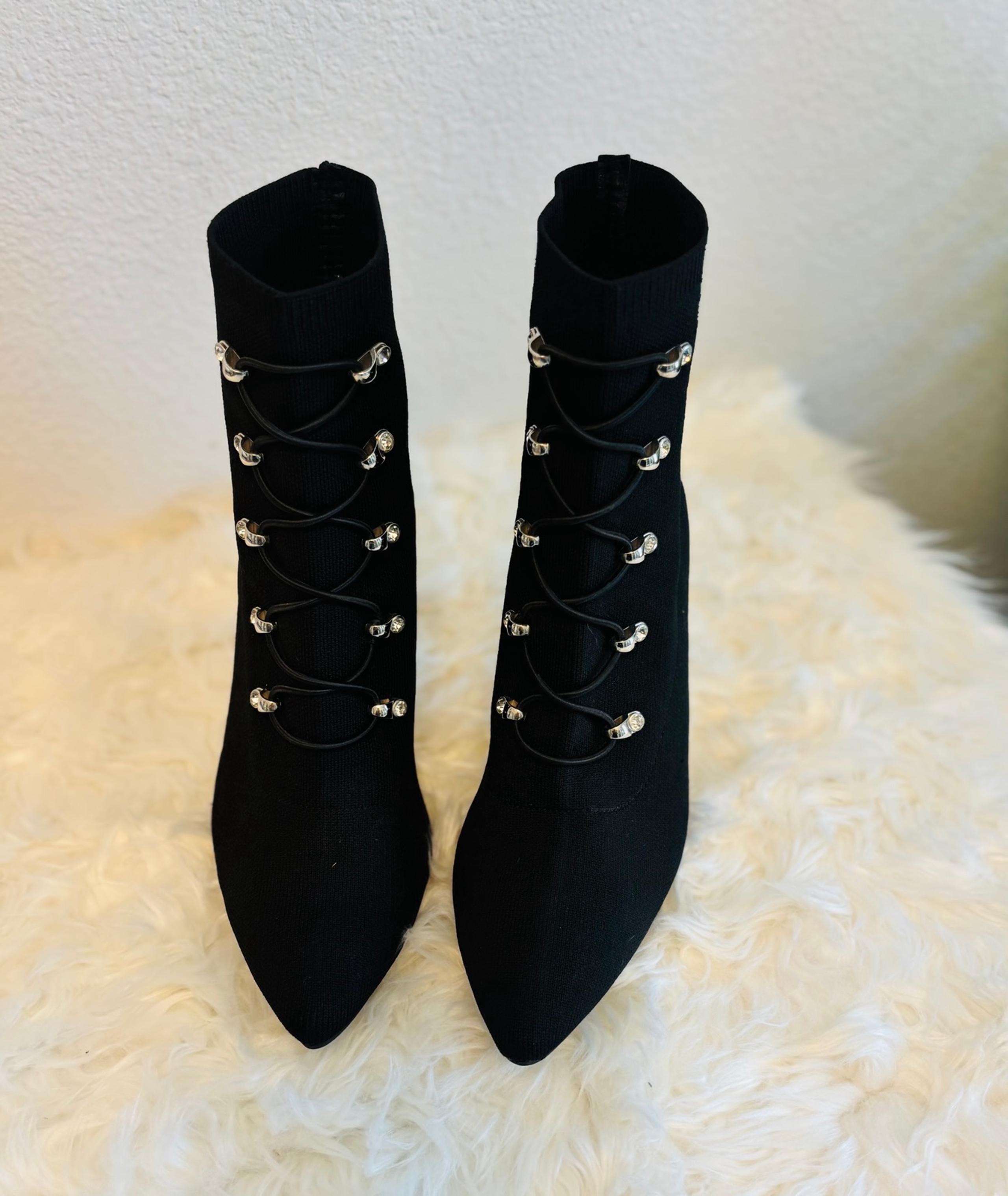 Forever 21 Black Womens Ankle Boots