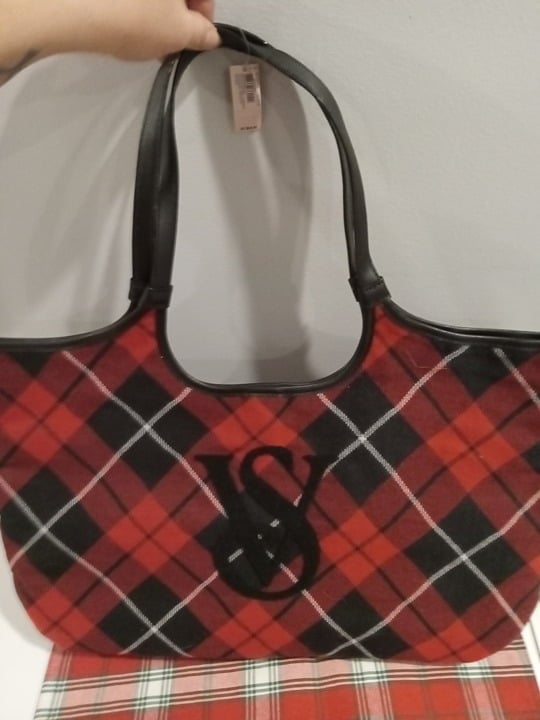 VS Tote
