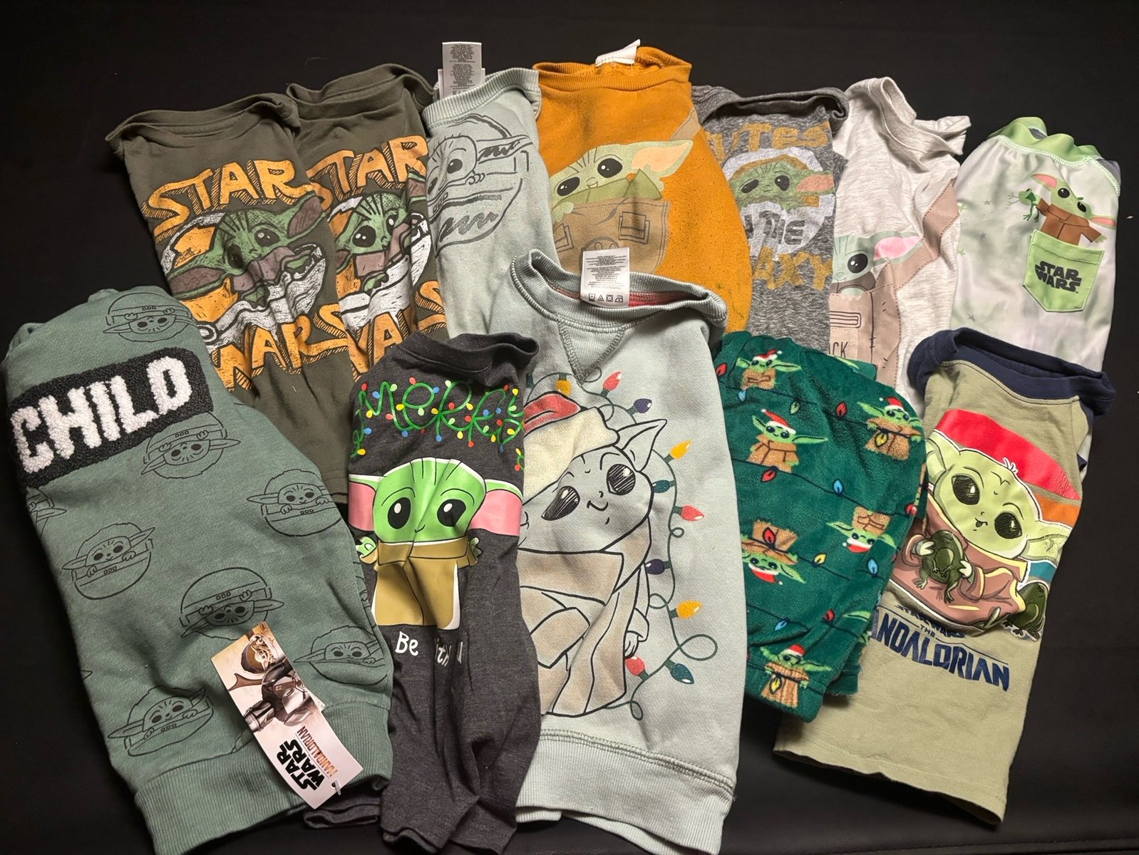 Lot of toddler Grogu clothes