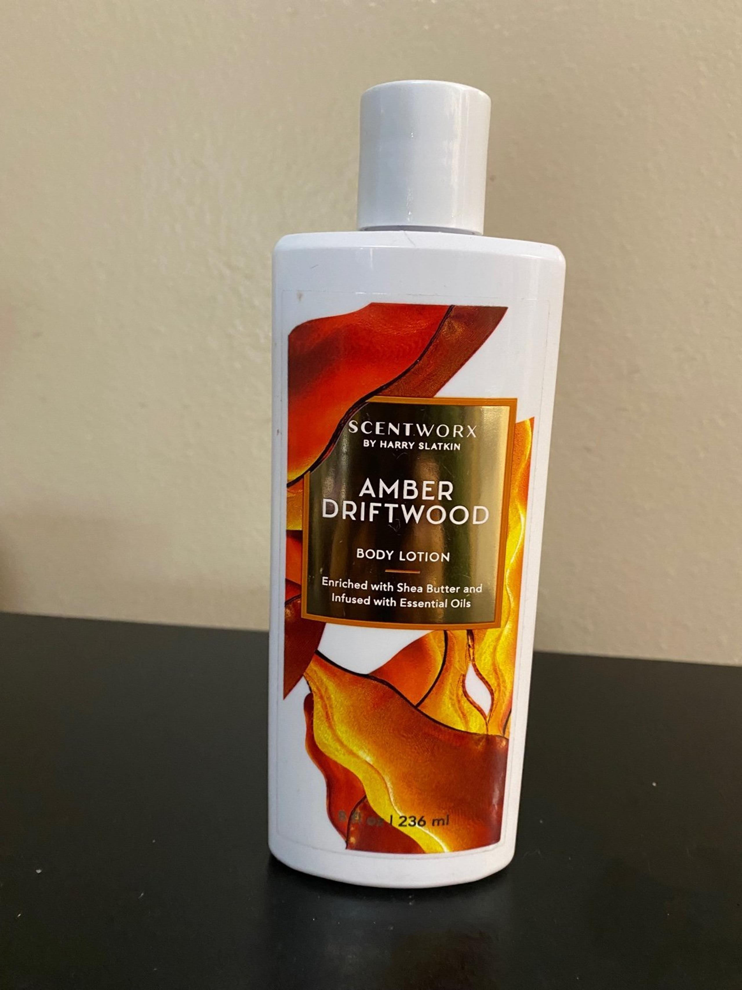 Scentworx Amber Driftwood  body lotion 8 fl oz/236ml